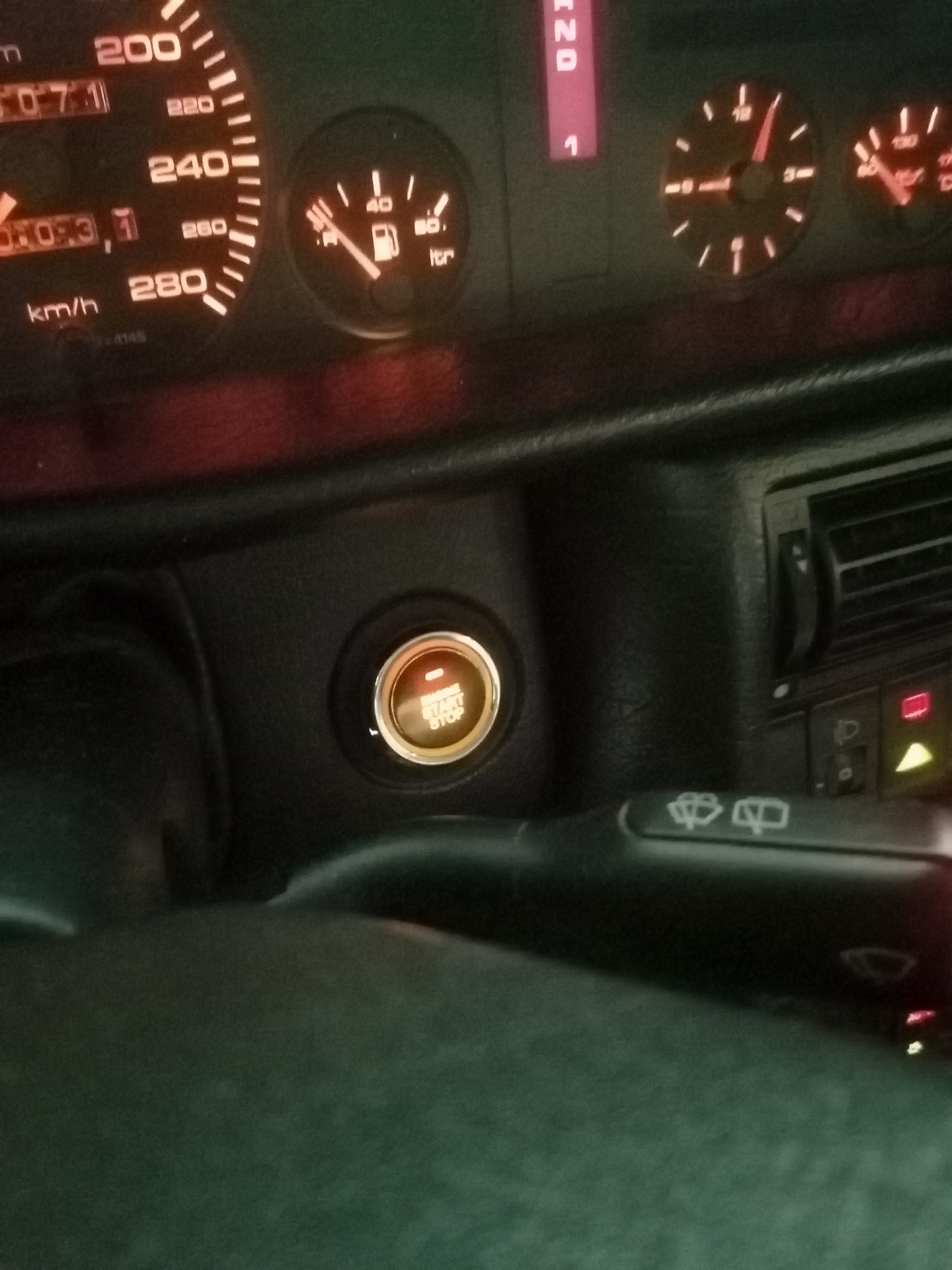 Кнопка StartStopEngine Ауди 100 с4 — Audi 100 (C4), 2,8 л, 1991 года ...