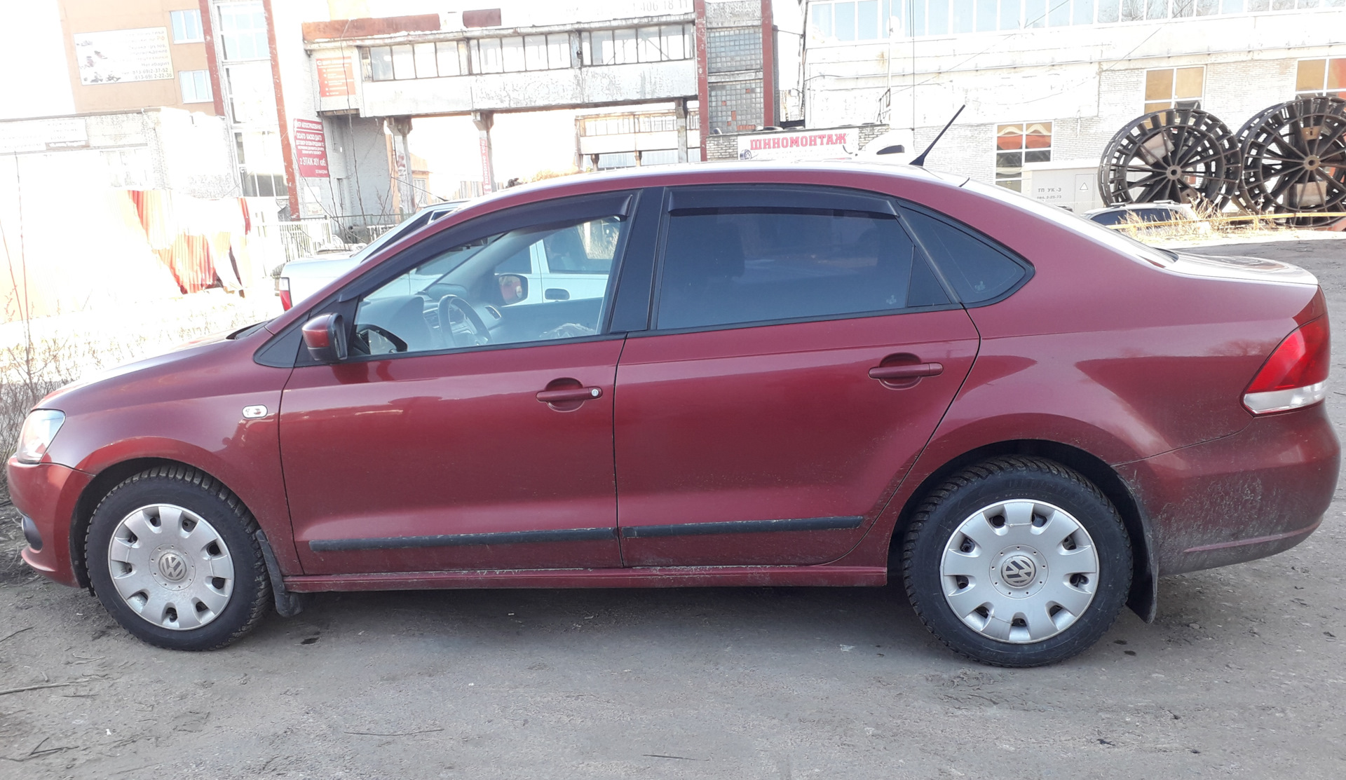 Замена пружин LESJOFORs 4295034 на 4295053 — Volkswagen Polo Sedan, 1,6 ...