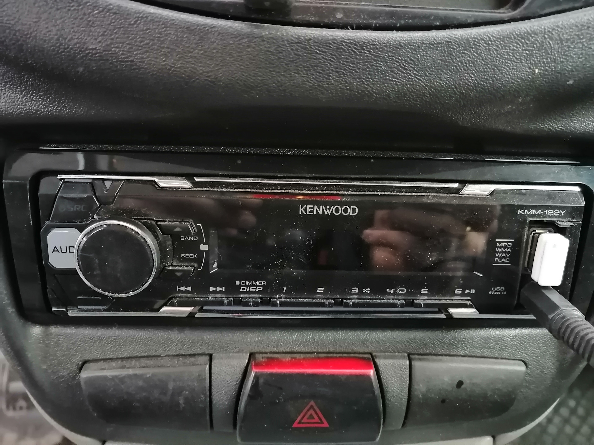 Поборол фон, наводки — Lada Калина универсал, 1,6 л, 2012 года ...