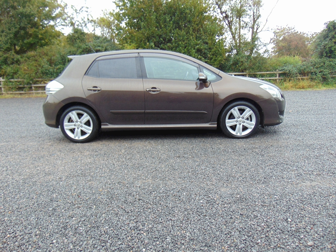 Тойота аурис 3. Тойота сюр 2008 года. Toyota auris 2013 touring sports. Тойота аурис 2007. Тойота старая хэтчбек аурис 1992.