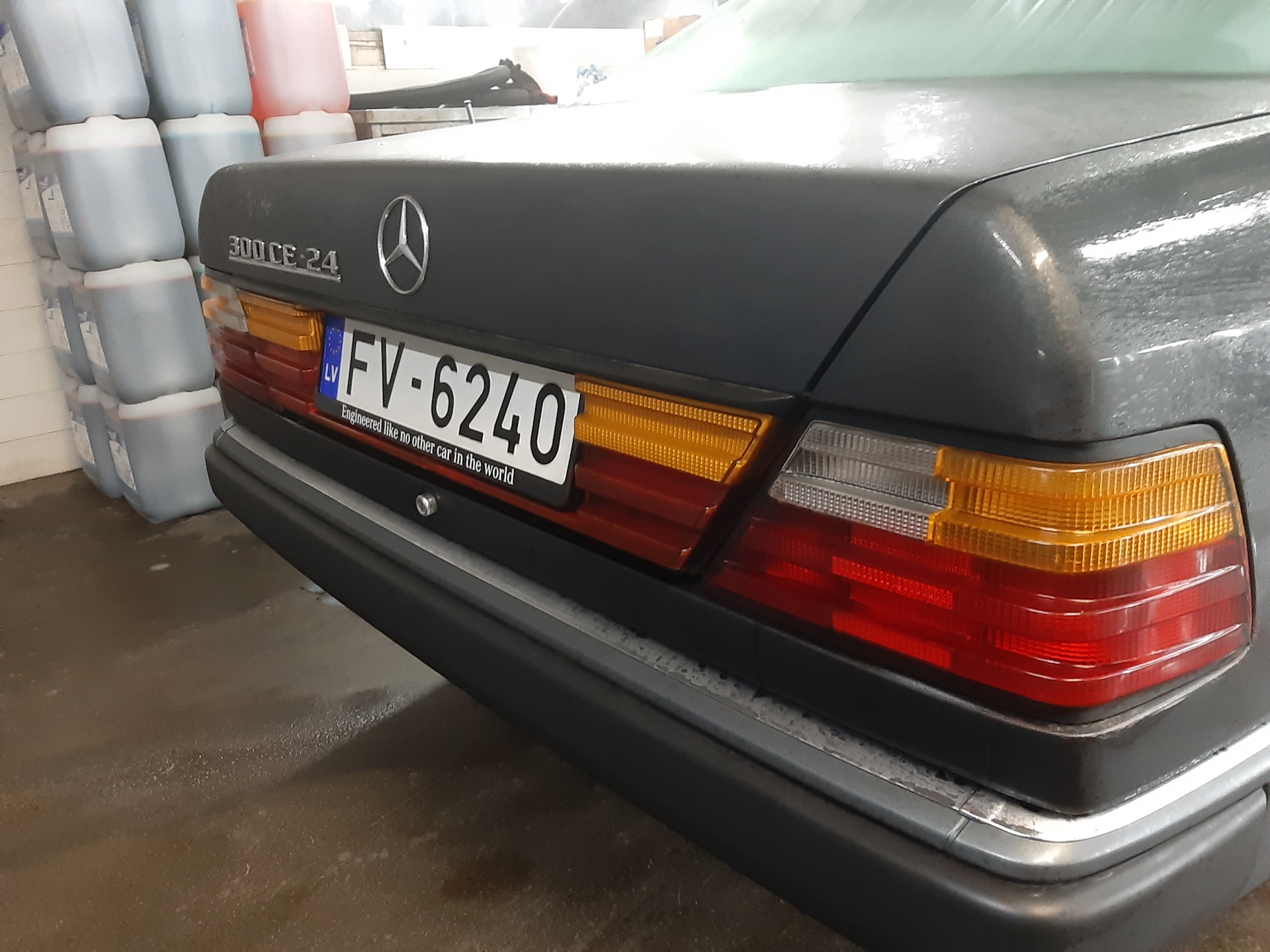 w124 сзади