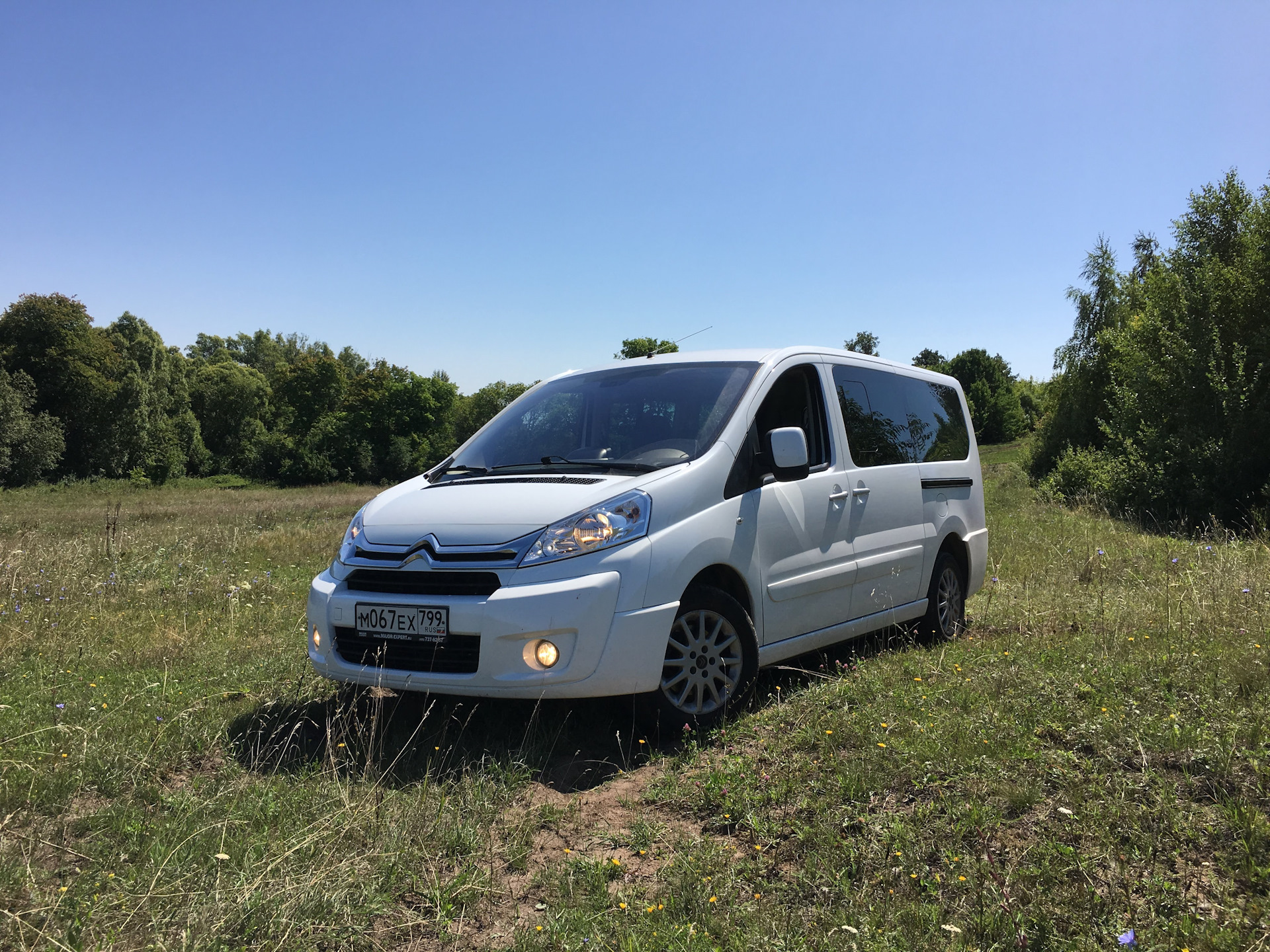 Выбор автомобиля для многодетной семьи. Обзор восьми авто в пределах 3  млн.руб. — DRIVE2