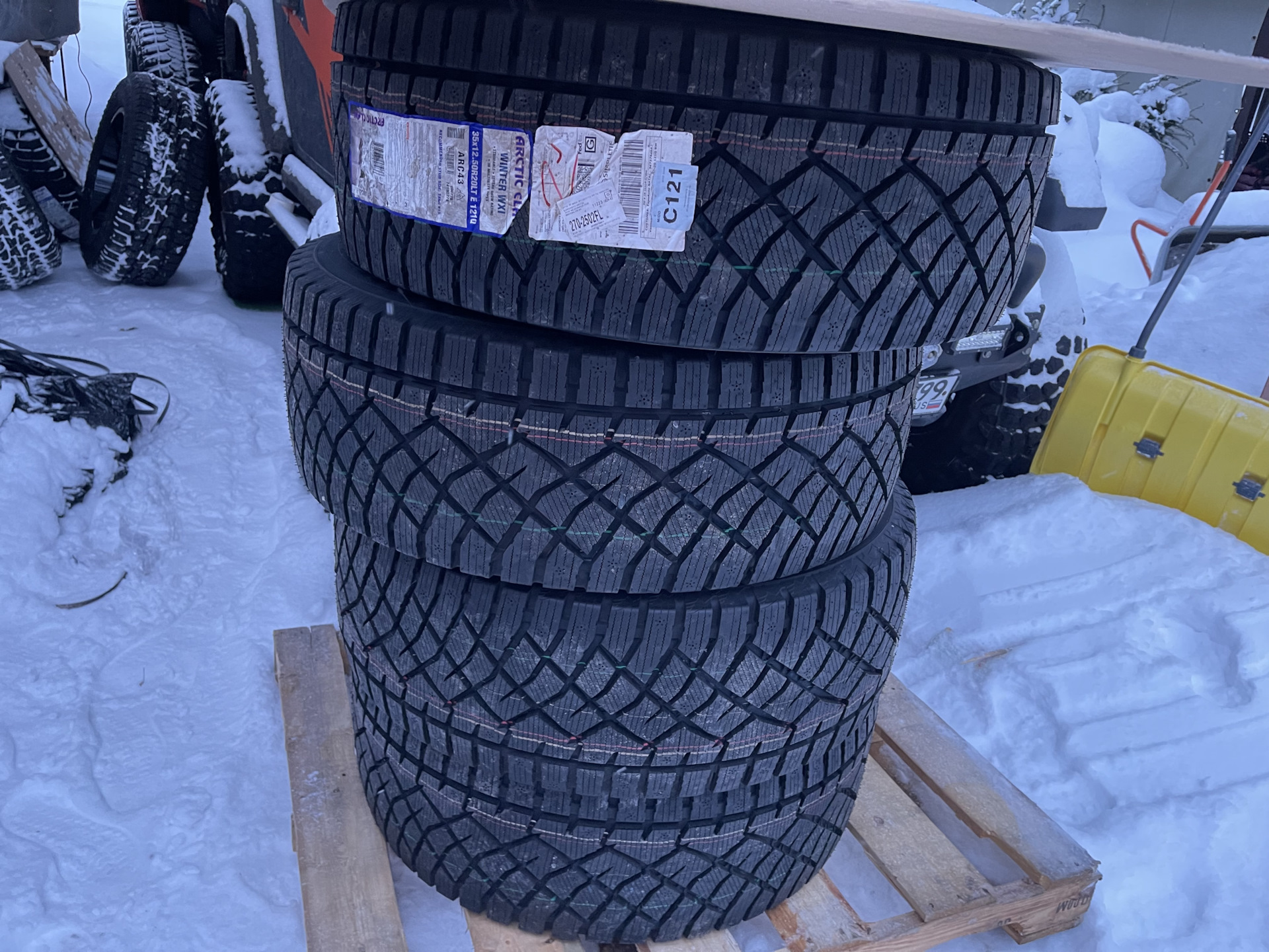 Зимняя резина для RAM 1500 Rebel Hakkapeliitta LT3 LT275/70 R18 — RAM ...