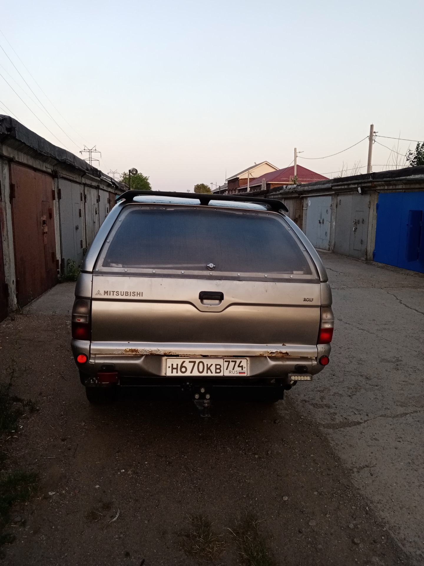 Замок кунга . — Mitsubishi L200 (3G), 2,5 л, 2002 года | наблюдение ...