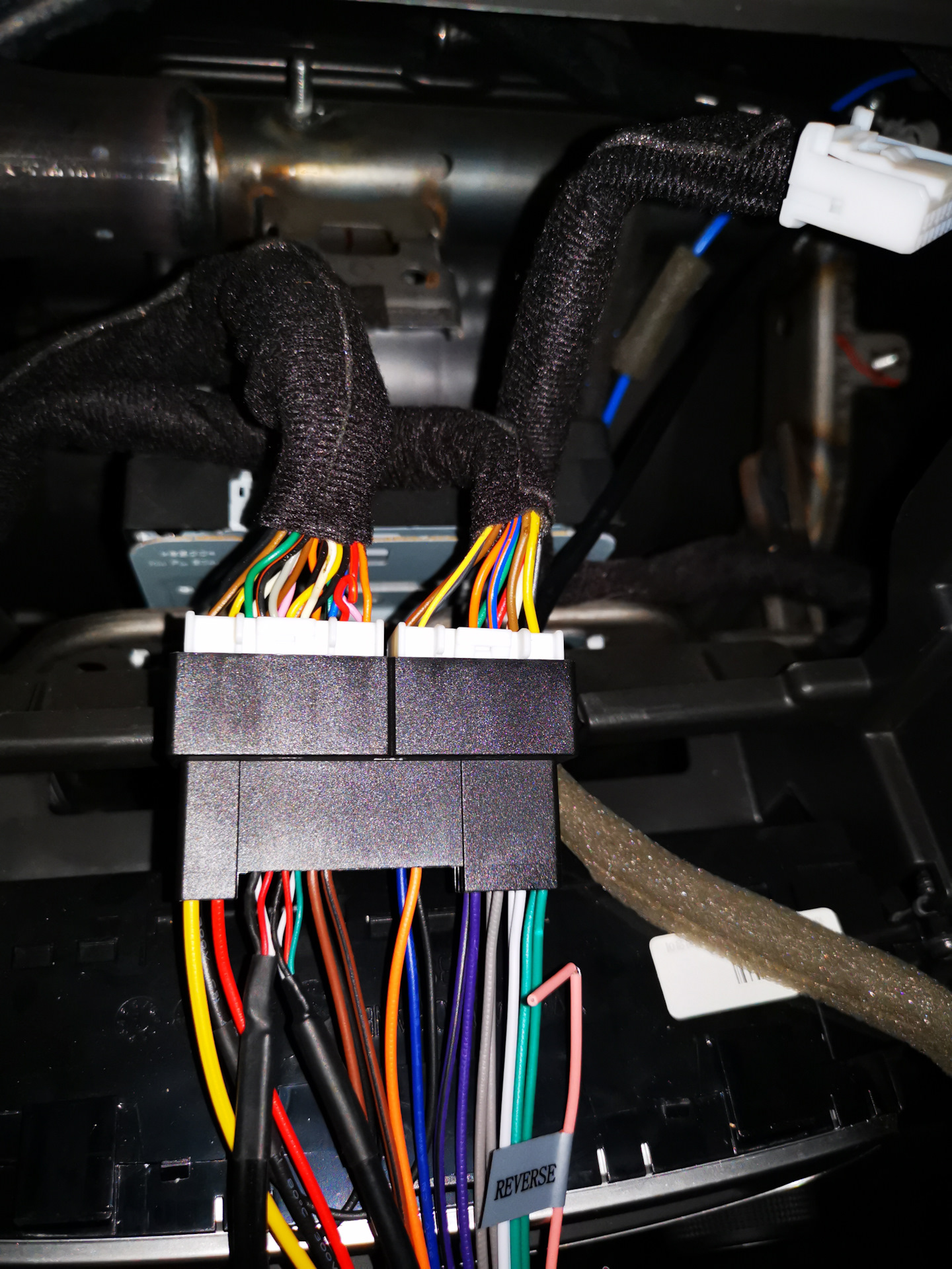 Штатное ГУ (HAVN-100XMCIS) — KIA Sorento (2G), 2,4 л., 2011 года ...