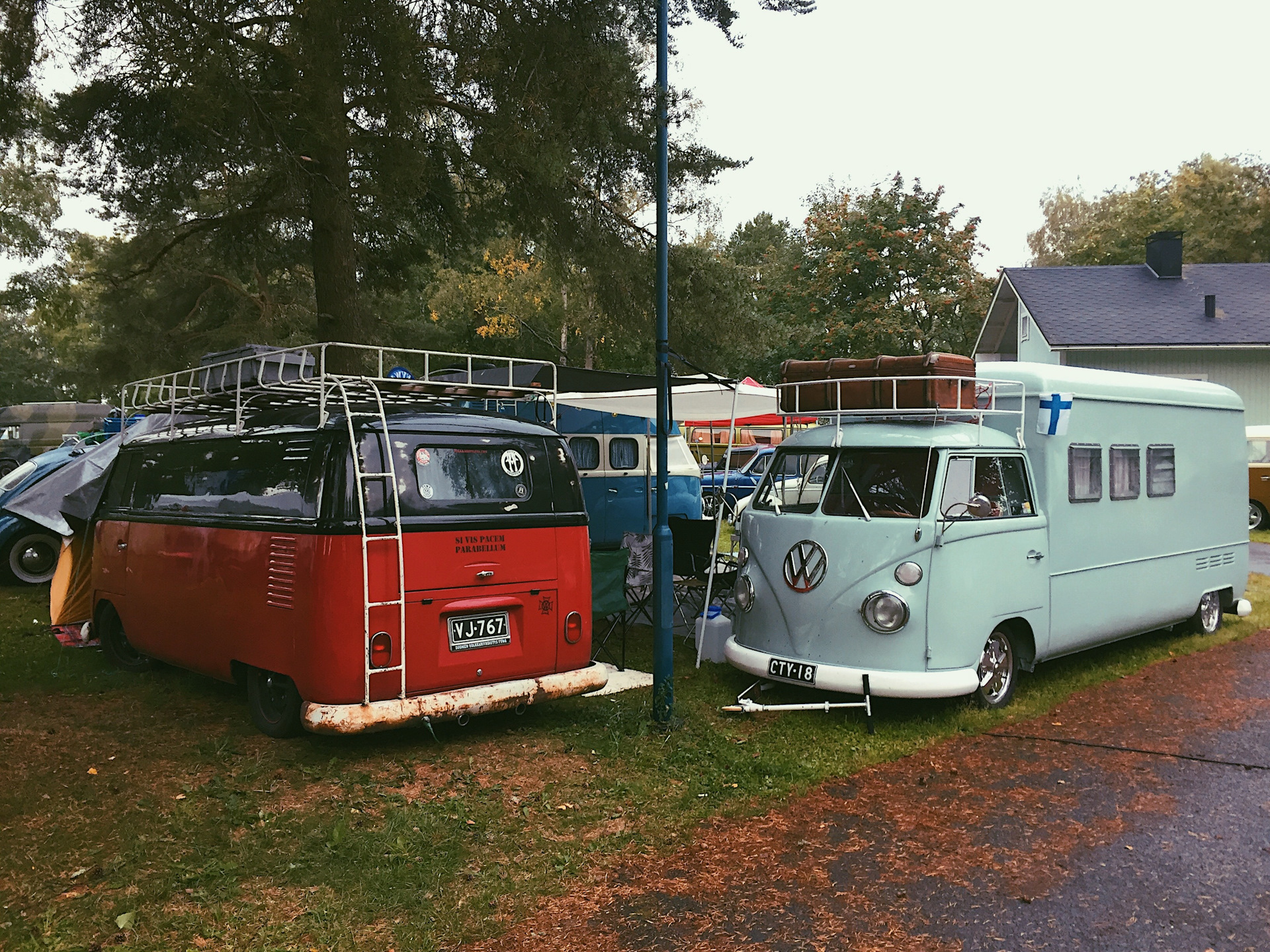 Кемпинг старо. Volkswagen Transporter t1 кемпер. Фургон Volkswagen t2 Camper. Фольксваген Транспортер т1 дом на колесах. VW t1 Camper van.