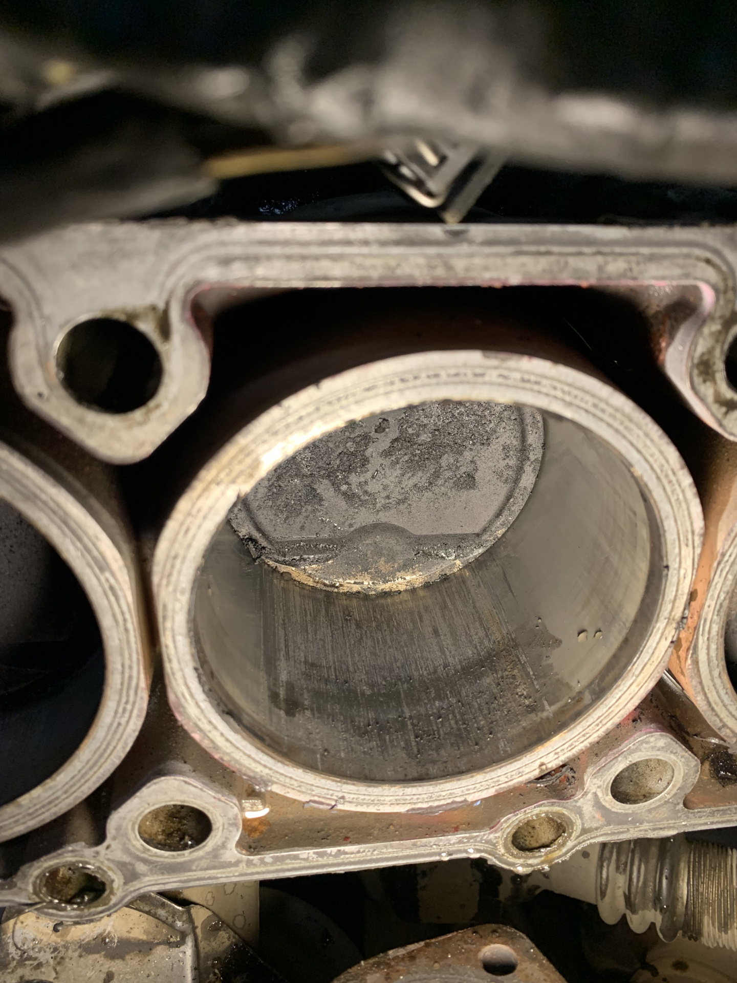 Уважаемые мэрсоводы, нужна помощь. Мотор 112, после замены троит и не ...