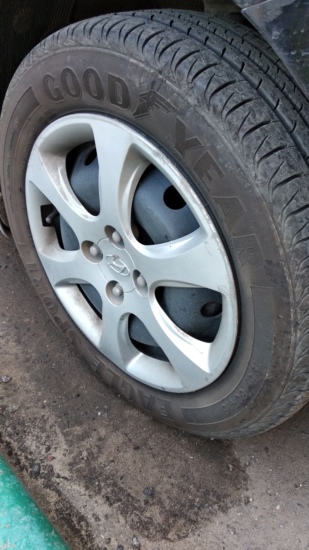 Nokian Hakka green 3 185/65 r15 на Hyundai Solaris — Hyundai Solaris ...