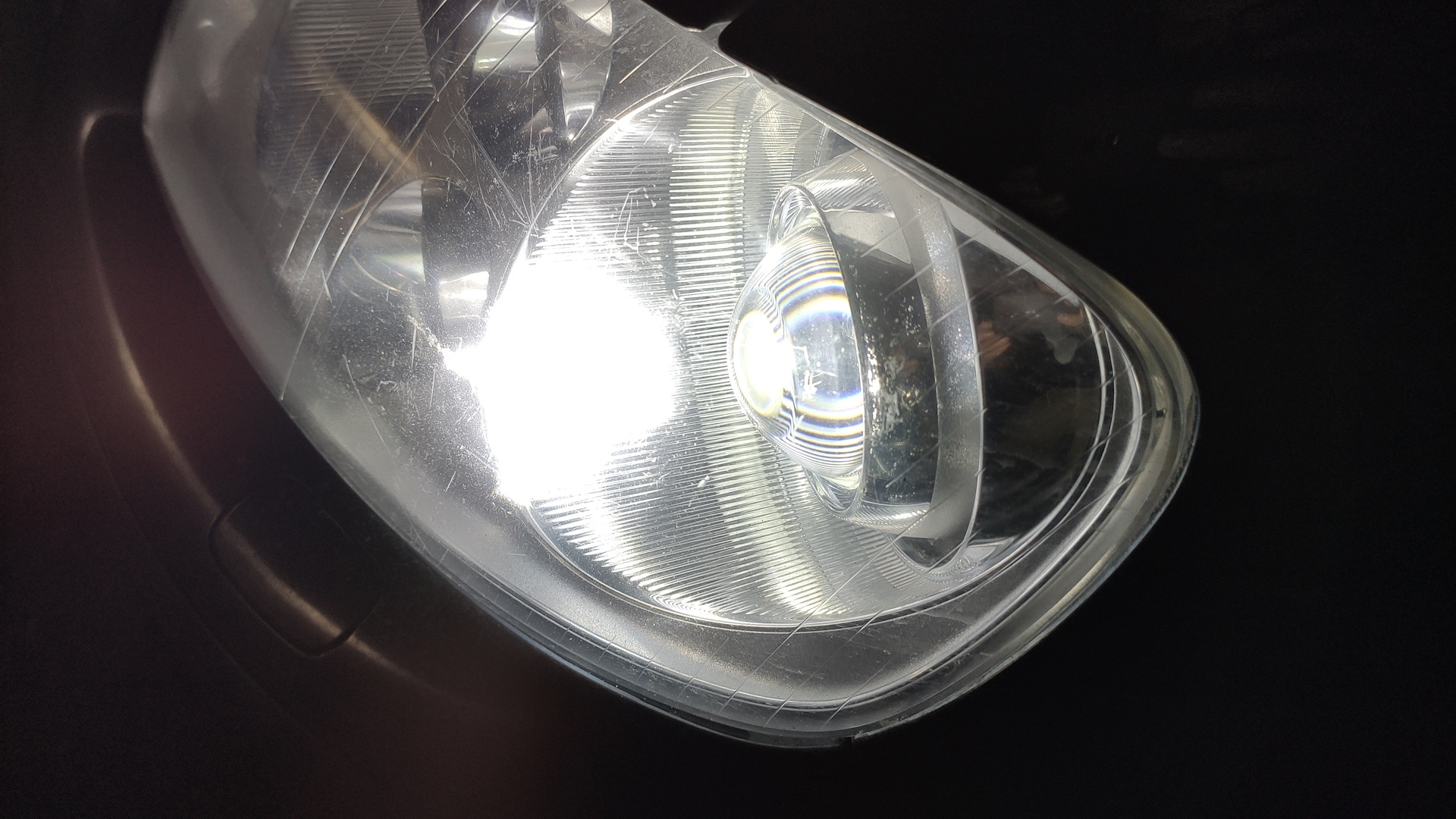 Противотуманки Фольксваген Тауран 2007 — Volkswagen Touran (1G), 1,9 л ...