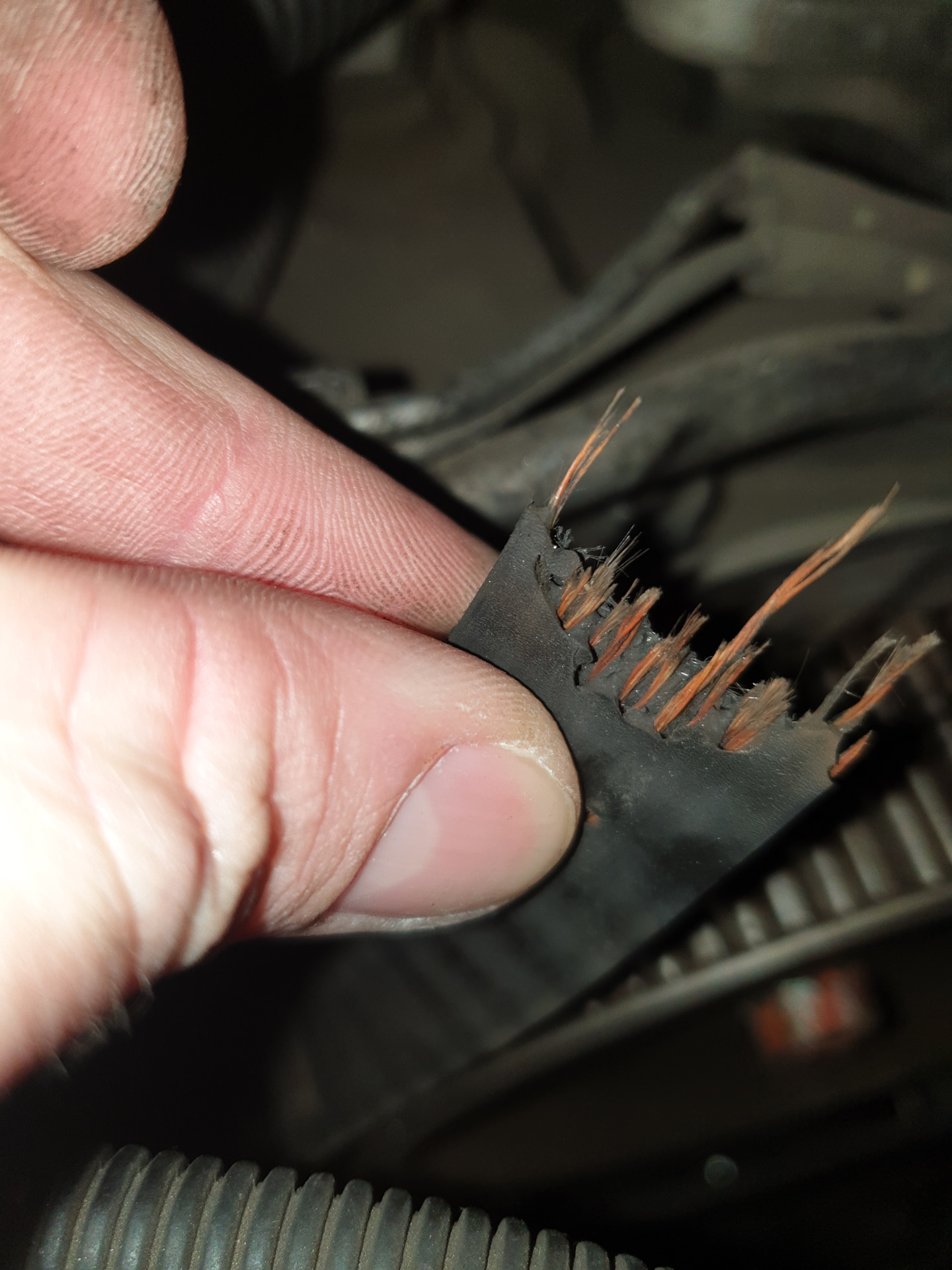 Оборвало ремень ГРМ, помогите советом. — Mitsubishi Pajero Sport (2G ...