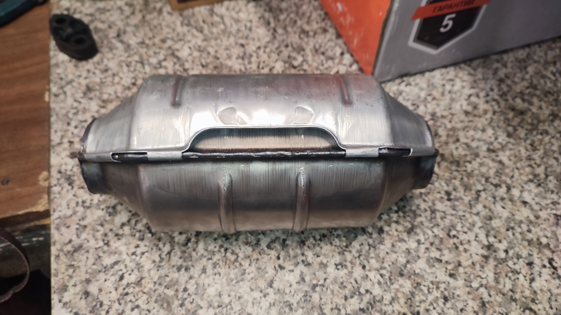 Пламегаситель На Весту 1.8 Купить