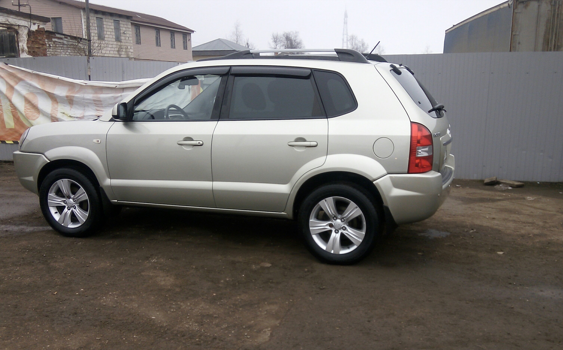 Литые диски туссан. Литые диски Hyundai Tucson 2008. Tucson 1 r17. Хендай Туссан 2008 r17. Hyundai Tucson 2008 r17.