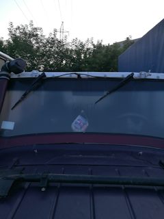 Дворники на уаз от нивы. JAAAAgMoaOA 240. Дворники на уаз от нивы фото. Дворники на уаз от нивы-JAAAAgMoaOA 240. картинка Дворники на уаз от нивы. картинка JAAAAgMoaOA 240. Многие сразу скажут, что нужно было переносить дворники вниз, они обзору не мешают, и эффективность выше…Но, по статистики у нас солнечных дней в году около 300, соответственно пасмурных, около 65 и не все из них с осадками.А вот геморроя с переносом дворников очень много :)