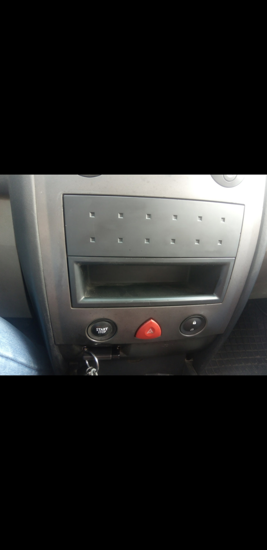 Заглушка 1din магнитолы. ОПРОС! — Renault Megane II, 1,6 л, 2004 года ...
