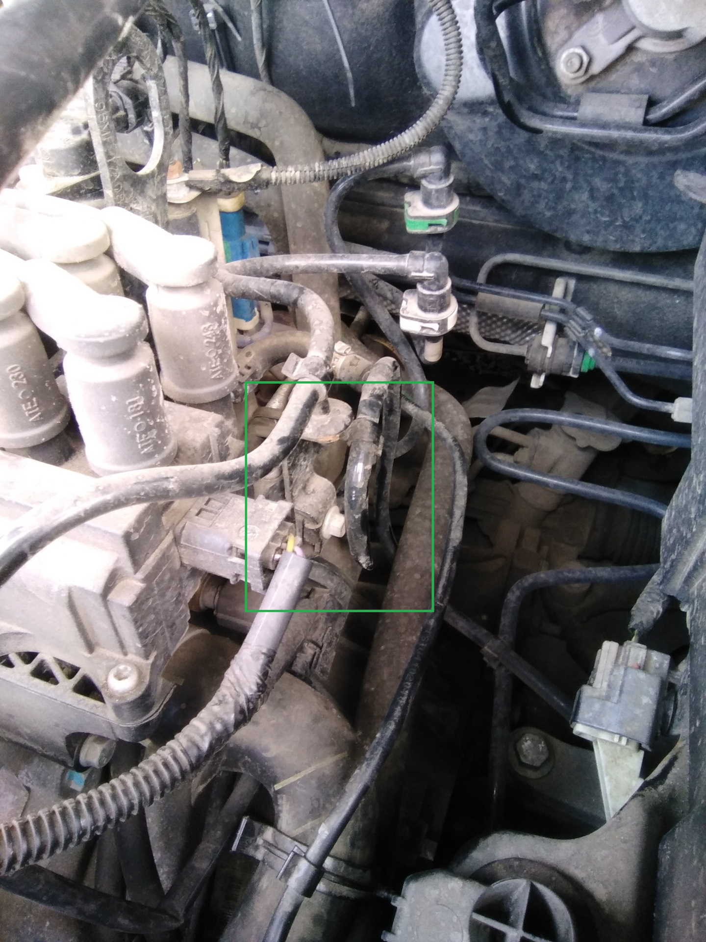 Замена впускного патрубка печки=) — Ford Focus Hatchback III, 1,6 л ...