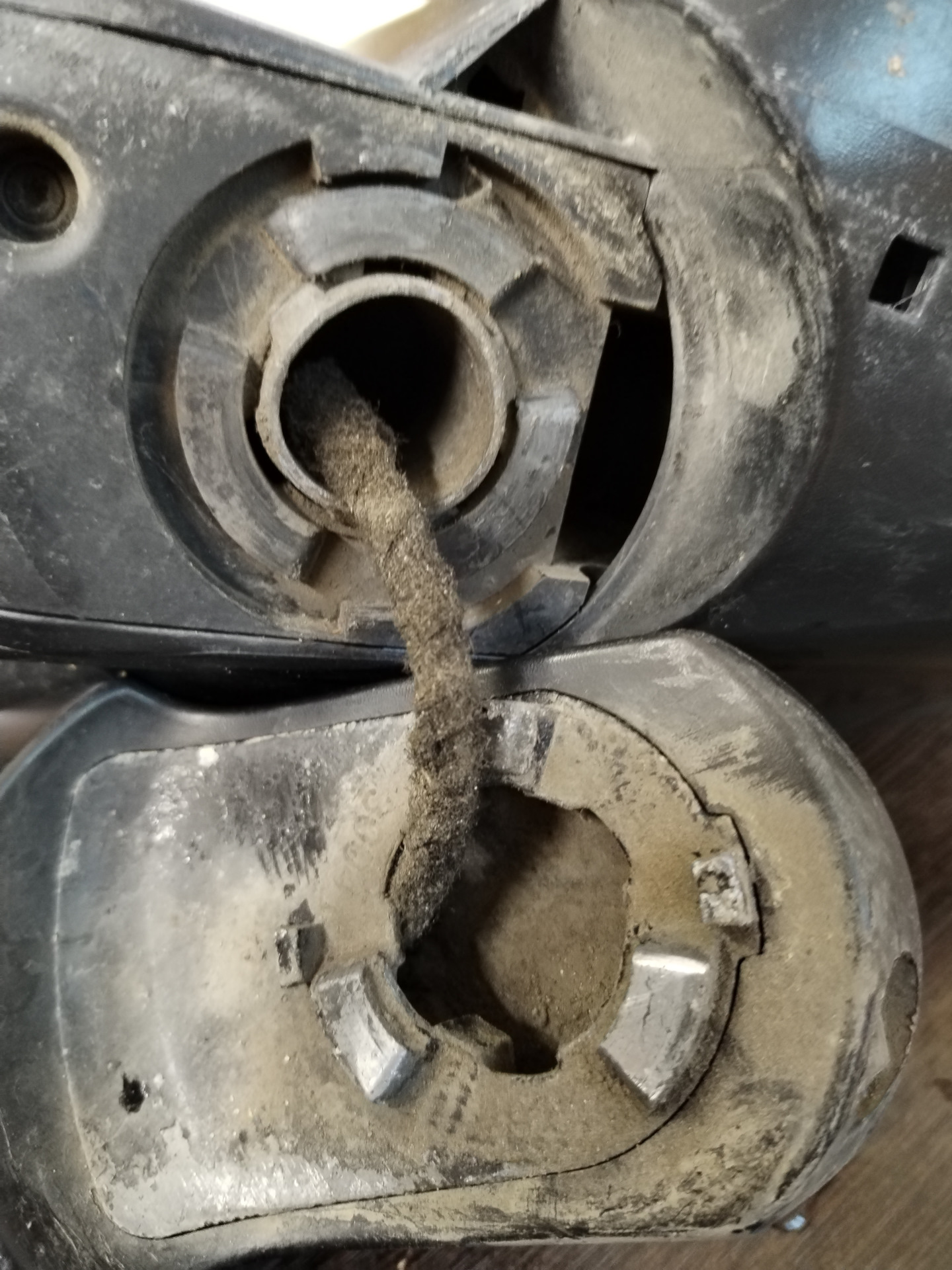 Сломалось зеркало, есть вариант починить? — Nissan Qashqai (1G), 2 л ...