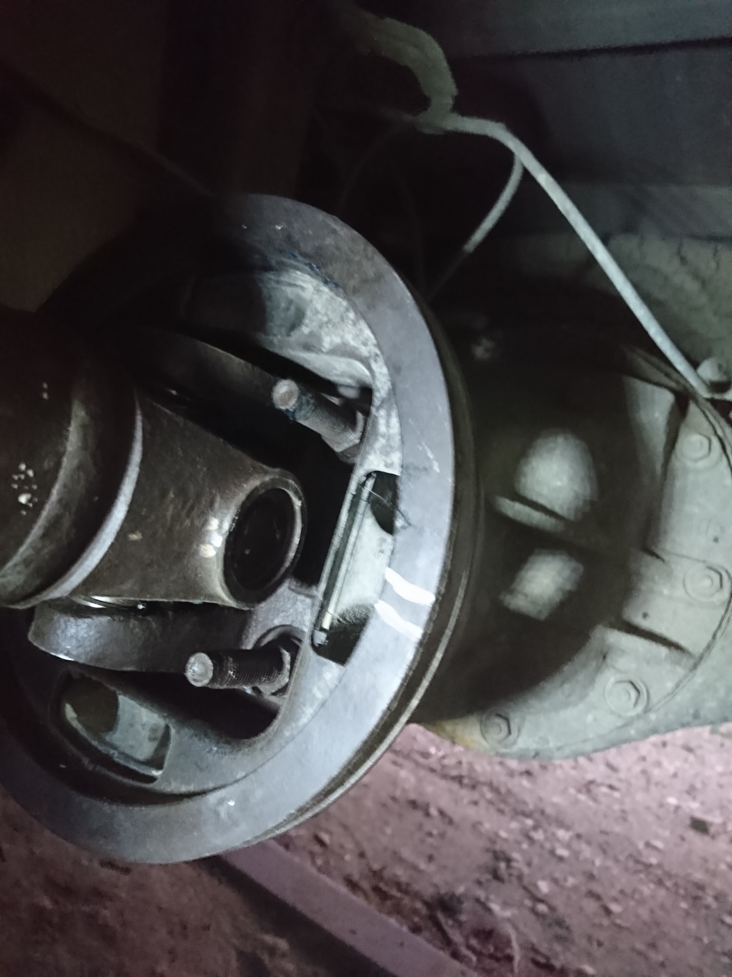 Прокладка крышки клапанов. — Ford Ranger (1G), 2,5 л, 2005 года ...