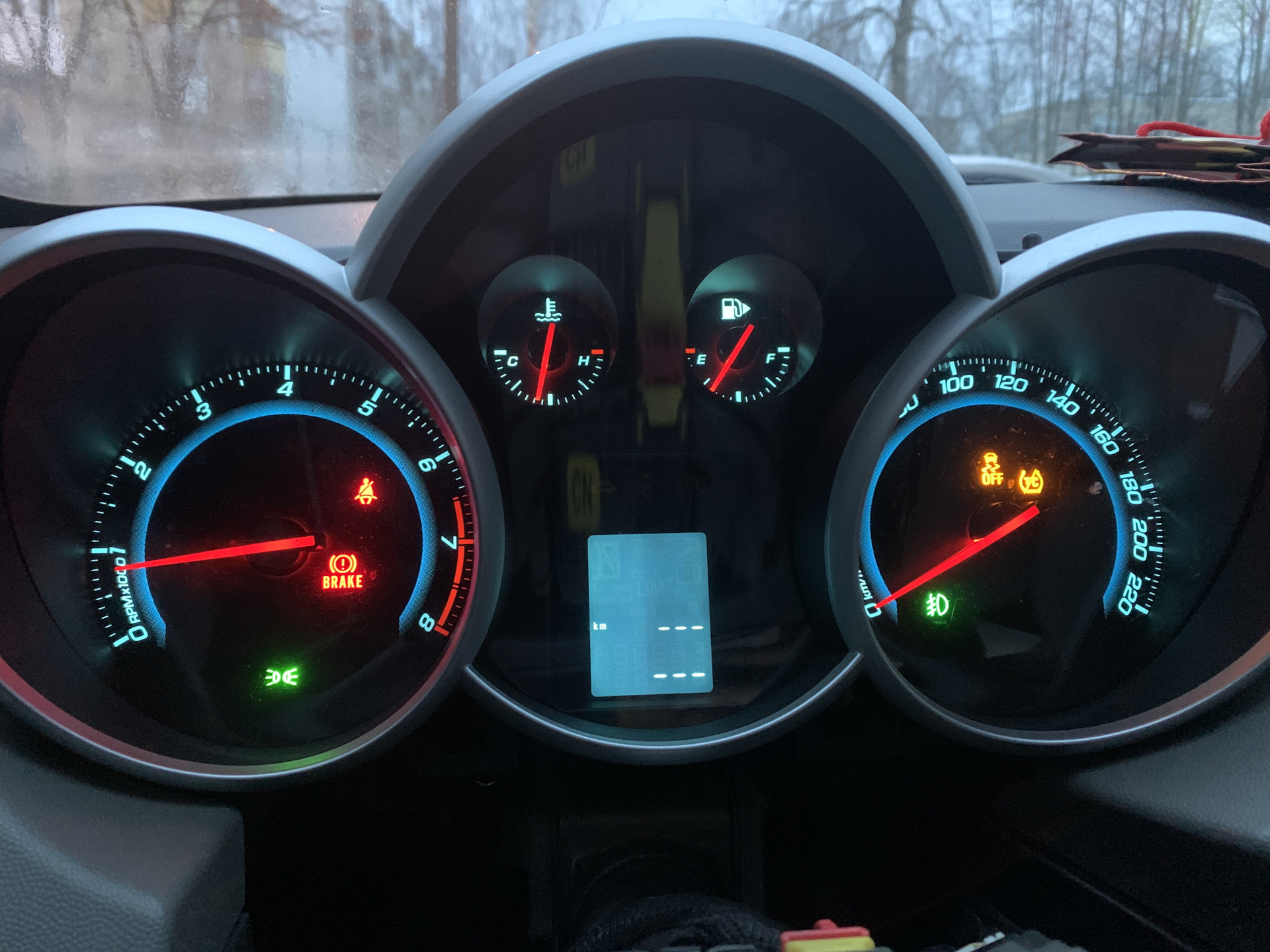 electronic pressure gauges chevrolet cruze 2012