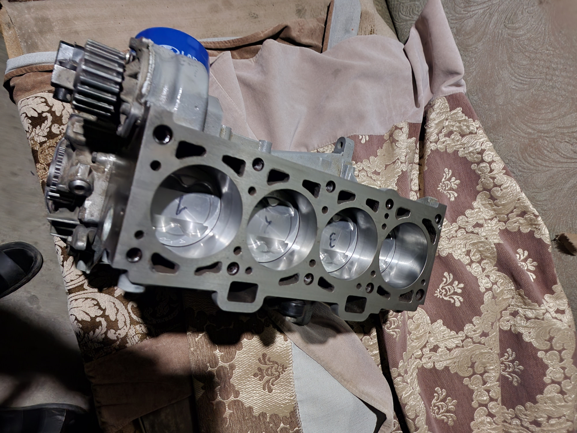 Стук в двигателе. Стук в двигателе при наборе оборотов. Хендай соната 5 2001 1,8 гидрокомпенсаторы. Причины стука в двигателе. Стук в двигателе d2fa.