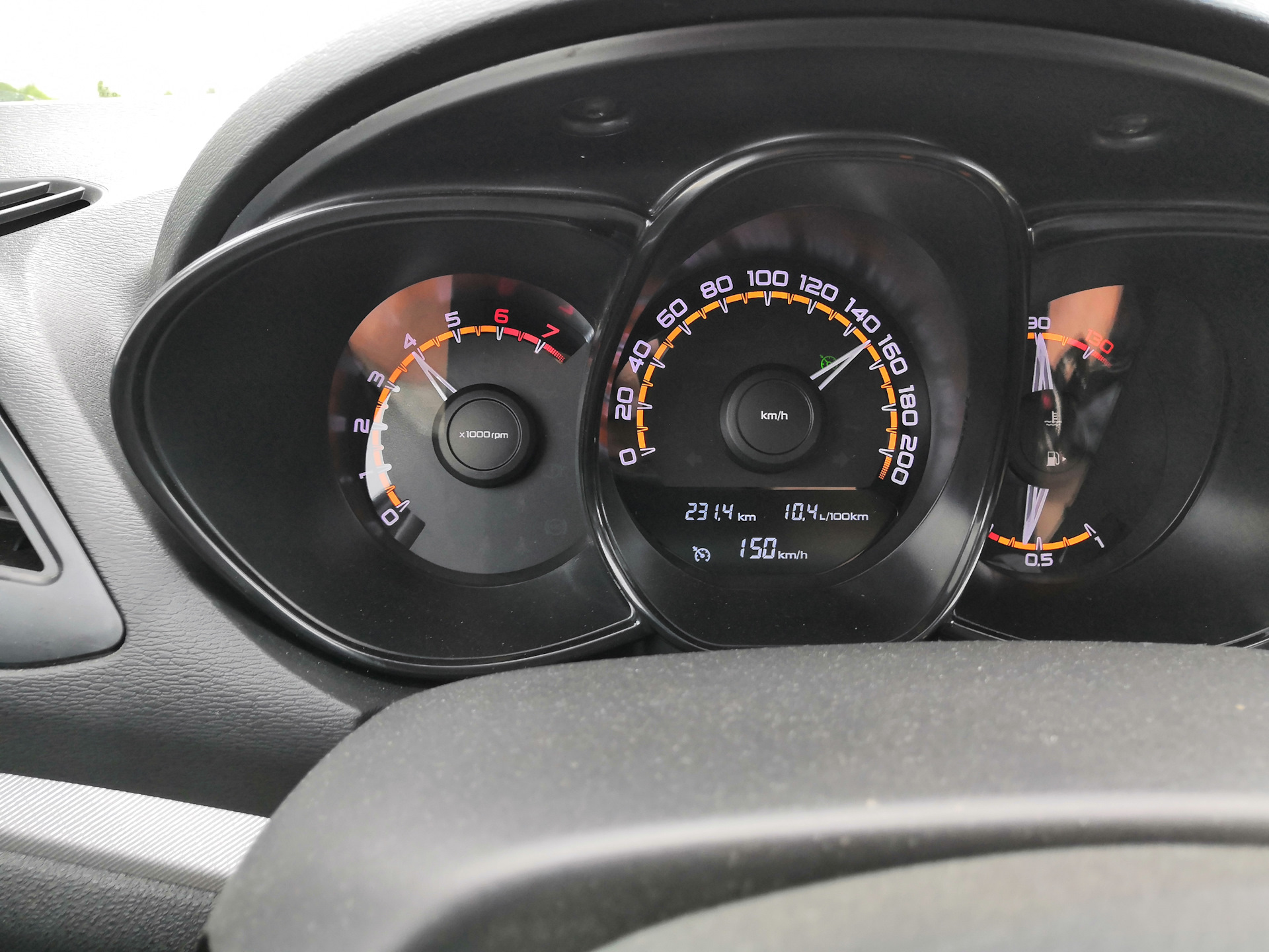 №43. Расход Весты и необкатанной Гранты — Lada Vesta, 1,6 л, 2017 года ...