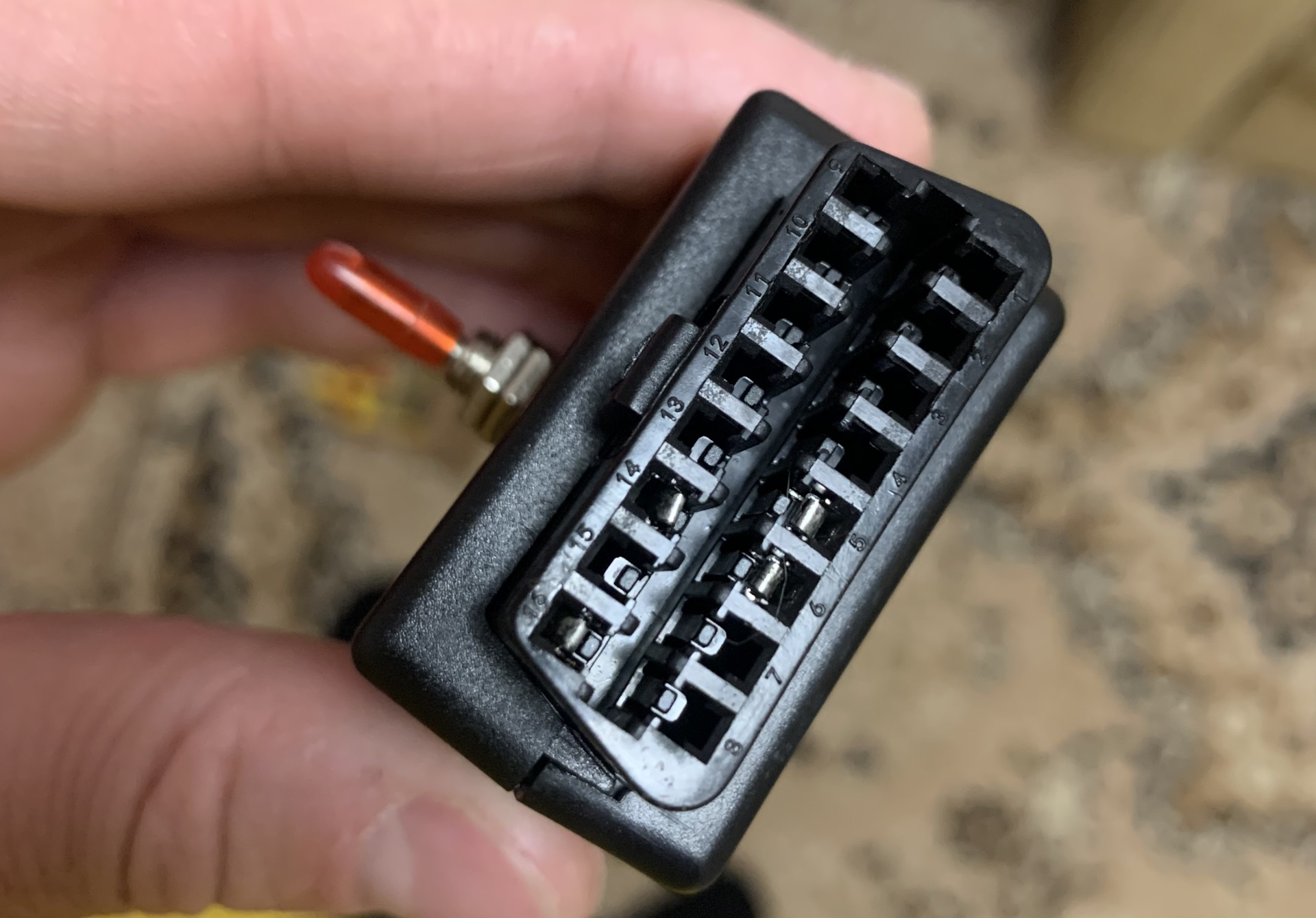 Подключение к MS CAN. — Mazda 3 (1G) BK, 1,6 л, 2006 года | своими