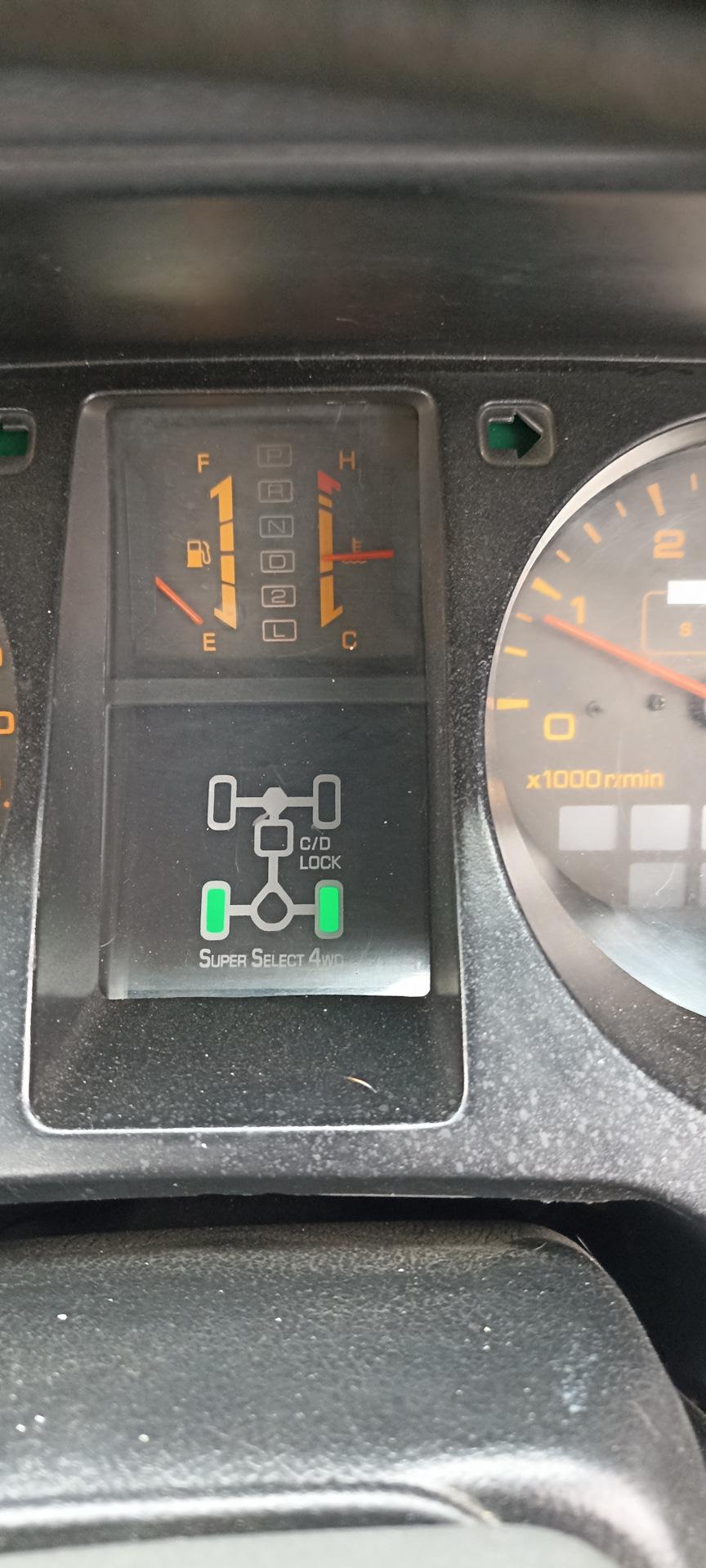 Указатель температуры ОЖ — Mitsubishi Pajero (2G), 2,5 л, 1992 года ...