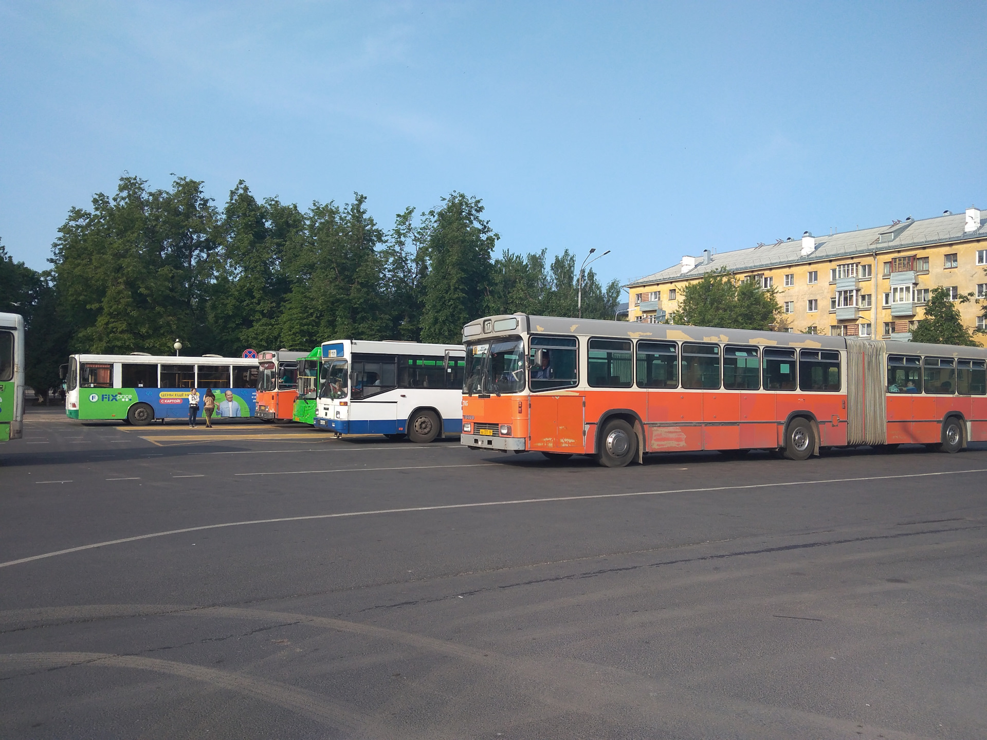 Mercedes O305: последние трофейные — «Грузовики, автобусы, спецтехника» на  DRIVE2