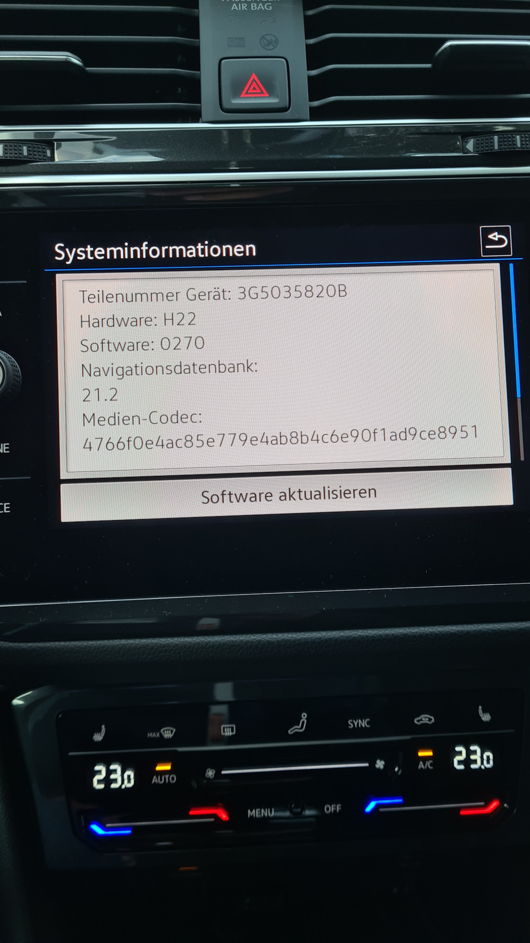 Обновление навигации на рестайловом Tiguan 2021 с MIB 3 с версии