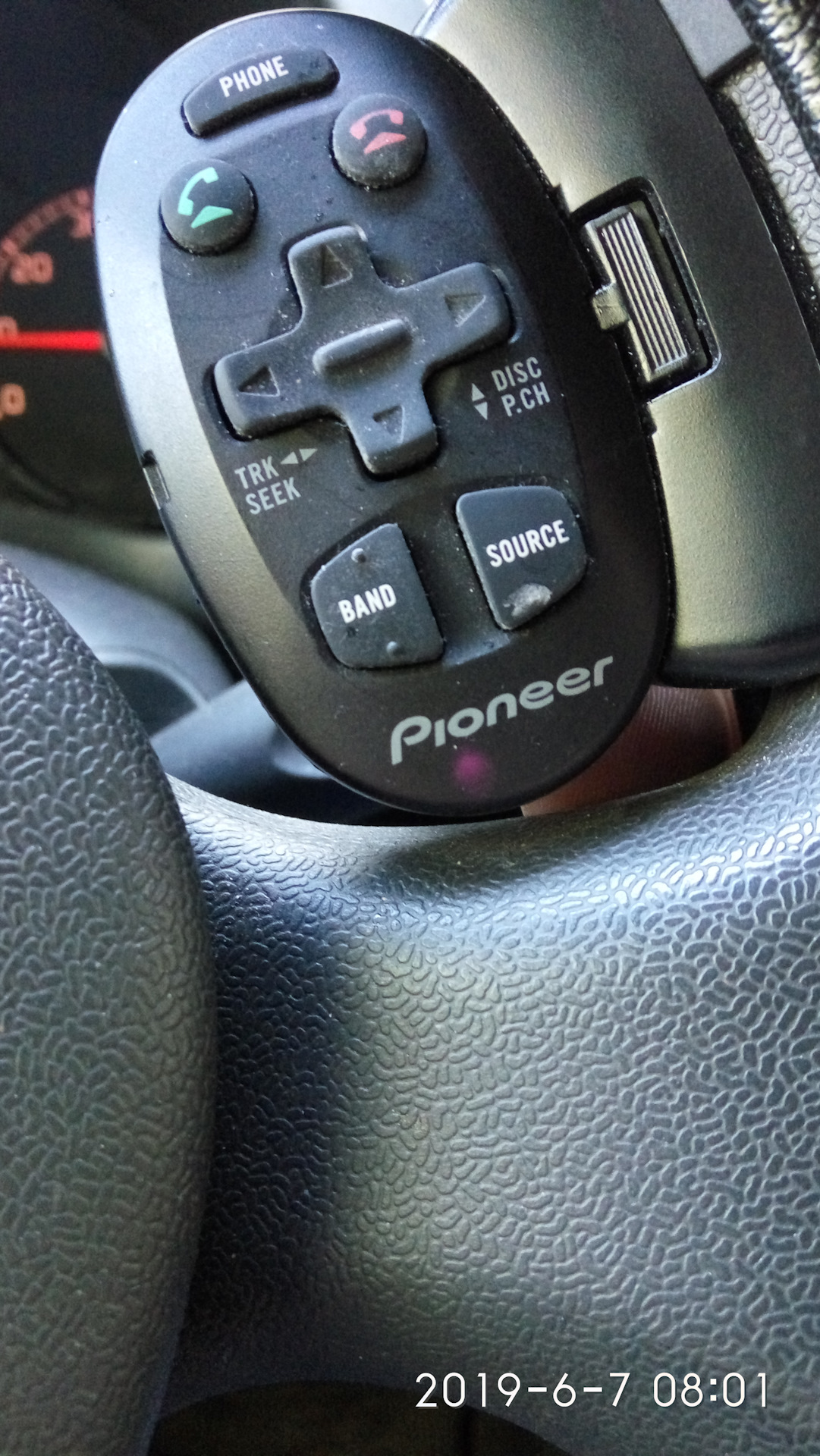 Пульт магнитолы Ford Focus 2. Пульт магнитолы Sony. Пульт магнитолы ОМС. Пульт для магнитолы андроид на руль Пежо 206. Приставка не видит пульт