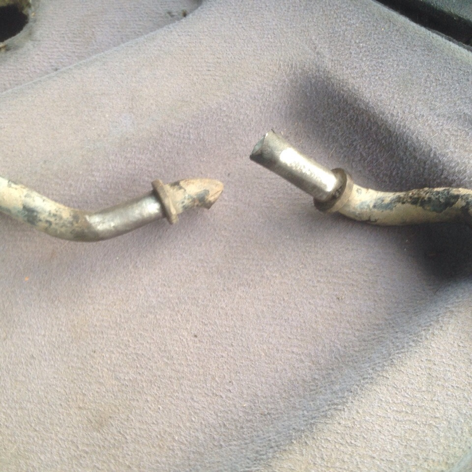 Лопнул стабилизатор поперечной устойчивости. — Ford Escort Mk5, 1,4 л ...