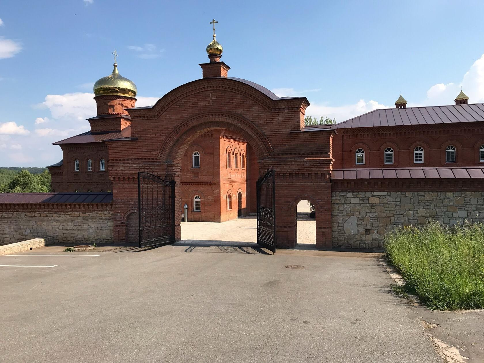 📍 Успенский Свято-Георгиевской мужск ой монастырь «Святые Кустики»  Благовещенском районе, Республики Башкортостан. — Toyota Land Cruiser Prado  150-series, 3 л, 2014 года | путешествие | DRIVE2