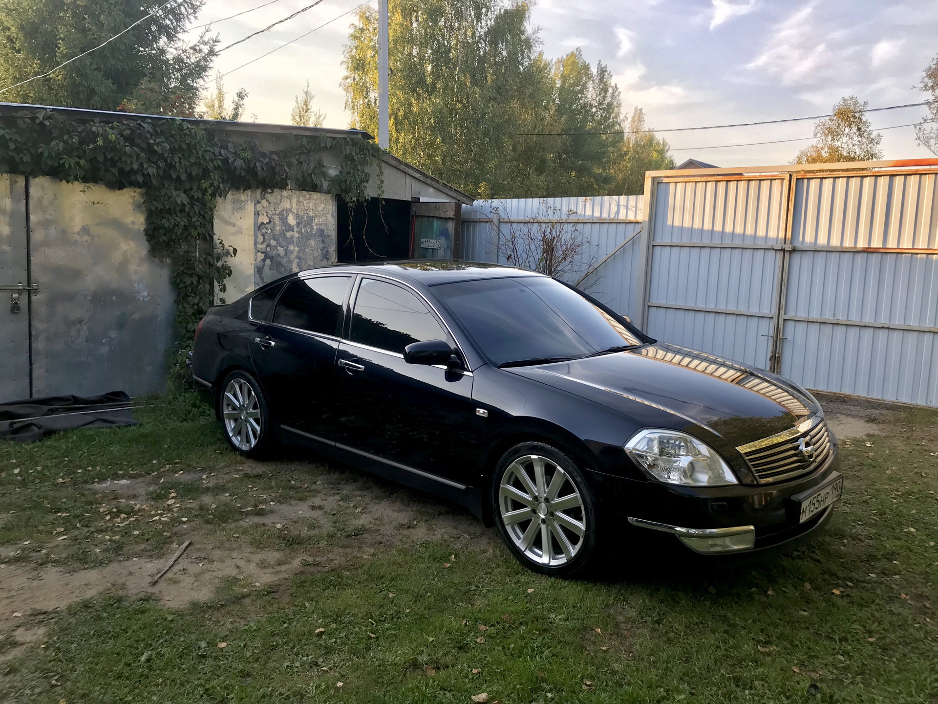 Nissan teana j31. Nissan Teana j31 r17. Nissan Teana в кузове j31. Ниссан Теана j31 черная.