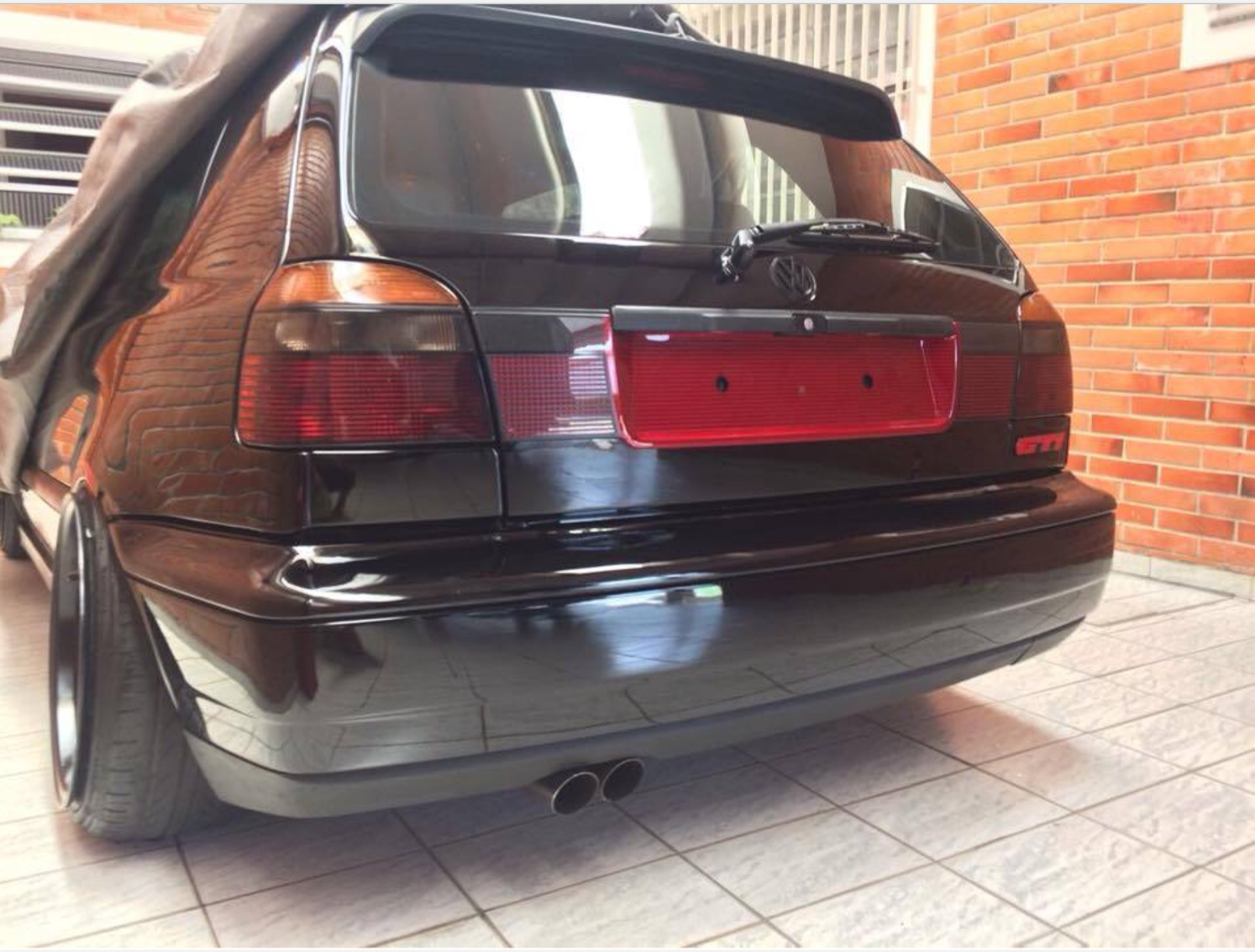 Hella Red Black Golf 2 Купить