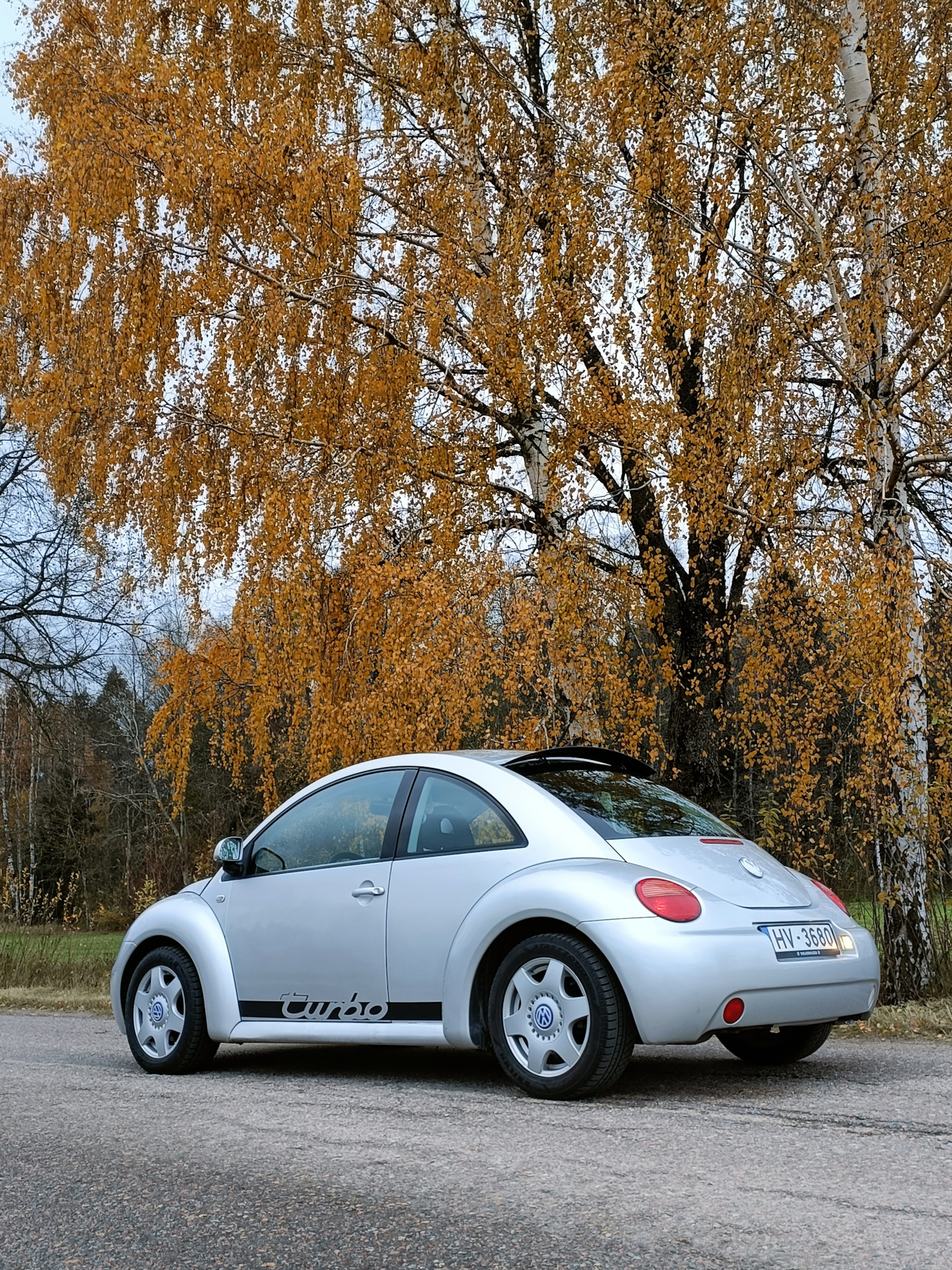 Вопрос знатокам-битломанам — электроспойлер — Volkswagen New Beetle, 1,8 л,  2001 года | аксессуары | DRIVE2