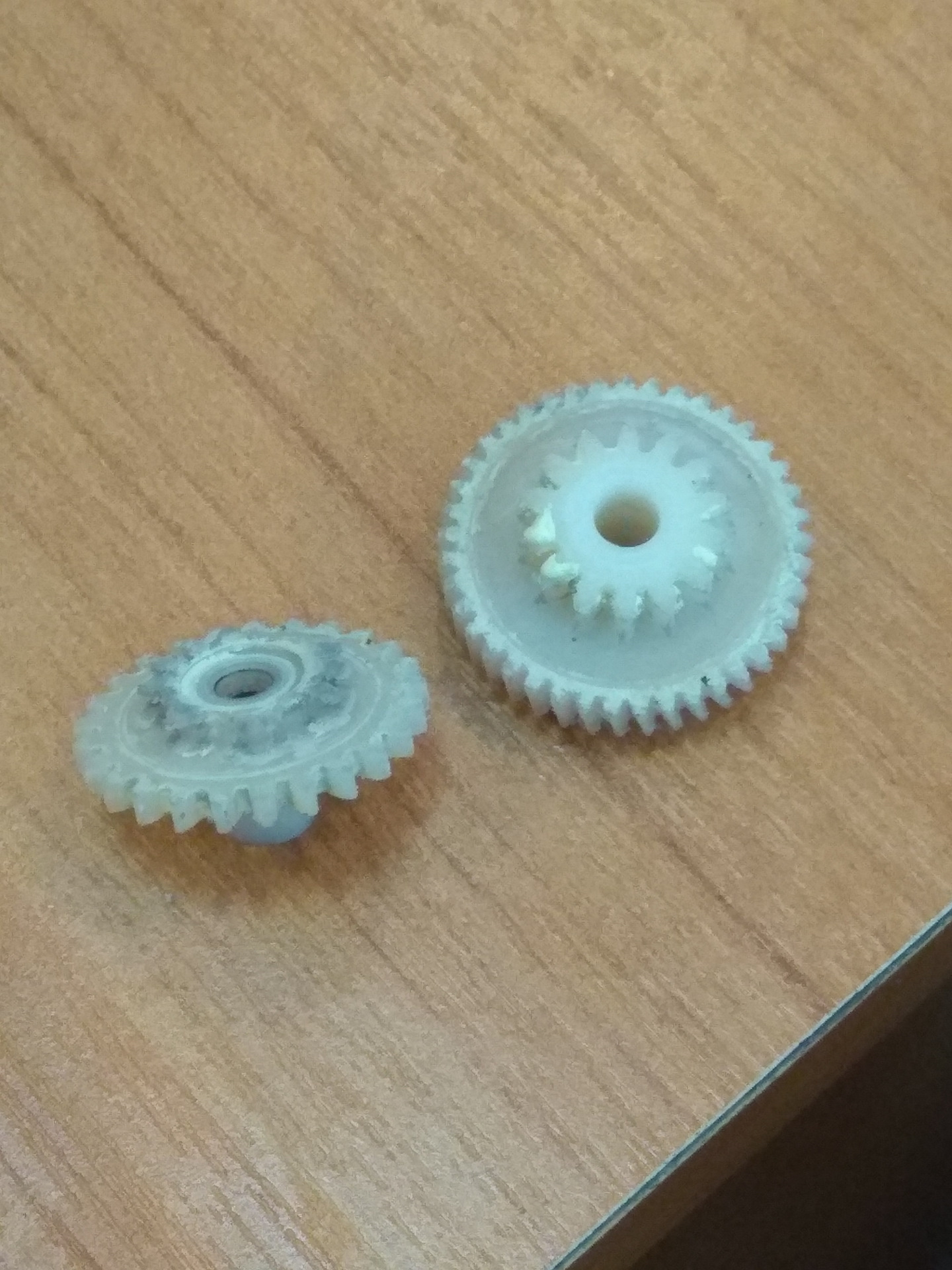 Шестеренка металлическая. Шестеренка номер телефона. Шестерёнка магазин в нижнем. Шестерни на лазерной резке. Шестеренки разные.