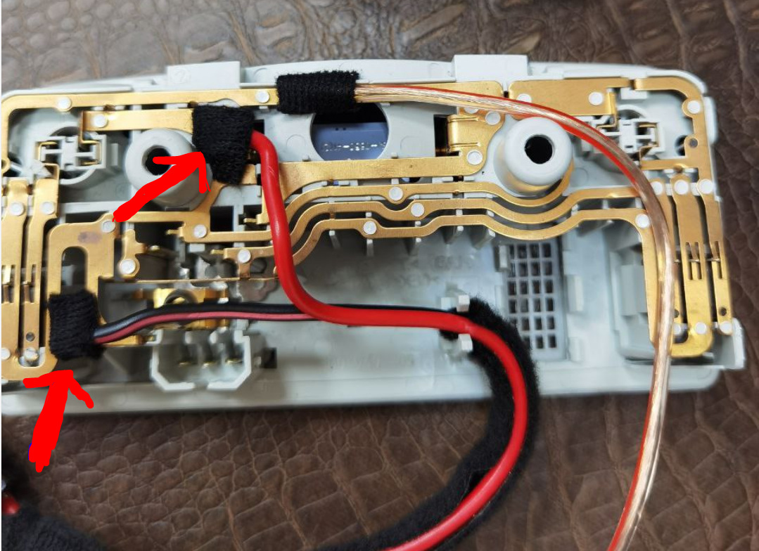 Подключение заднего плафона к переднему. Съемные шторки. — Skoda Rapid ...