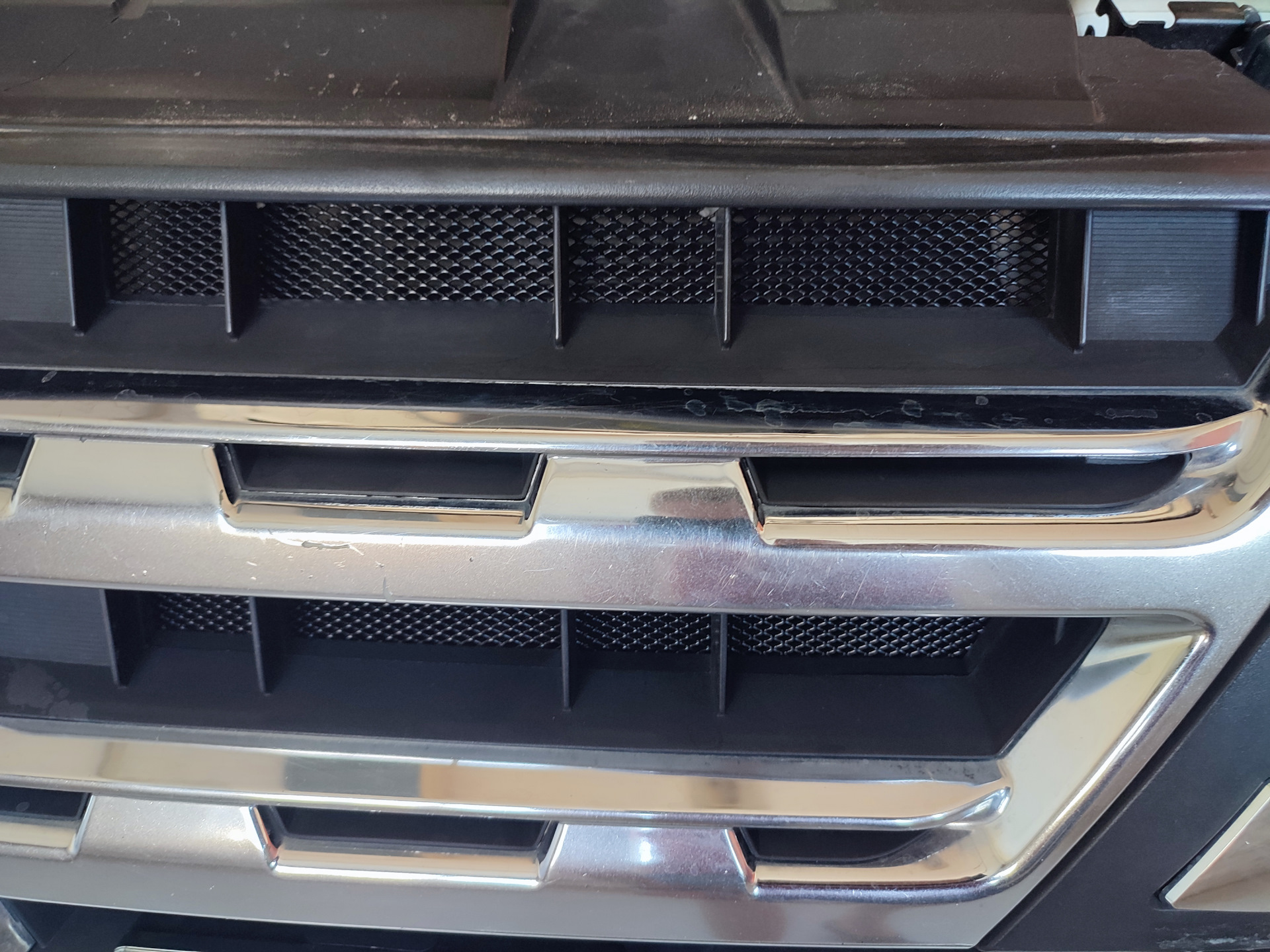 Алюминиевая сетка в бампер и решетку — Mitsubishi Pajero (4G), 3 л ...