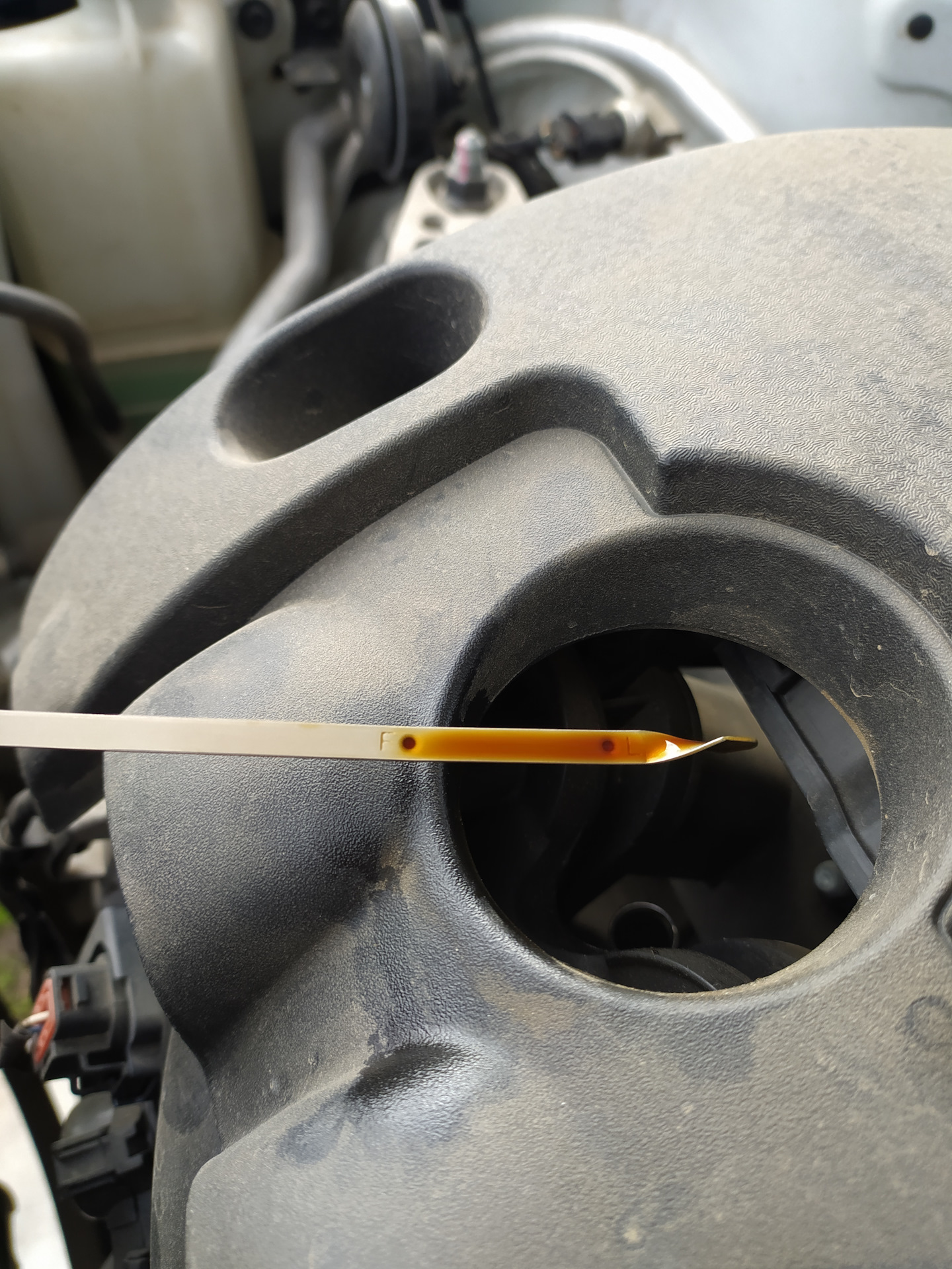 Кто какое масло льёт в g4fc? — KIA Ceed (1G), 1,6 л, 2010 года ...