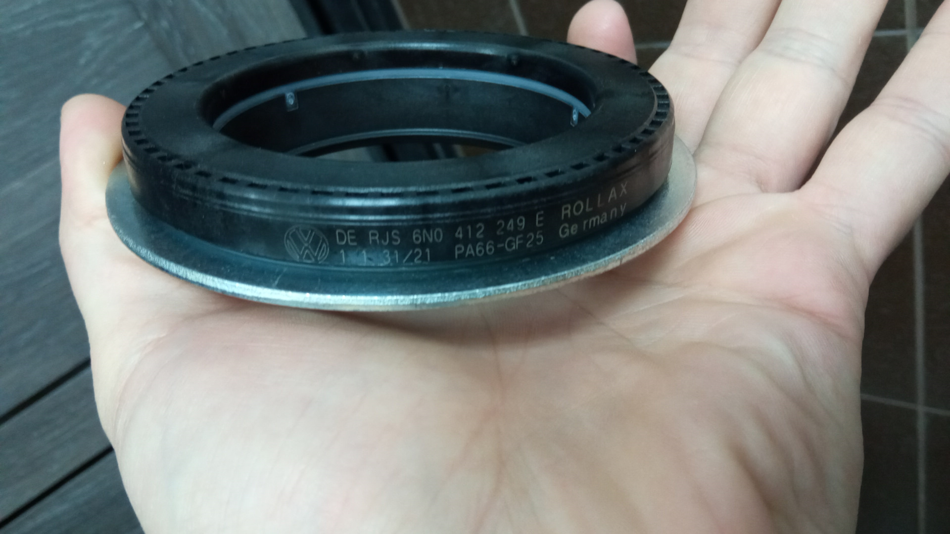 Опорные подшипники — Volkswagen Tiguan (1G), 2 л, 2012 года | запчасти ...