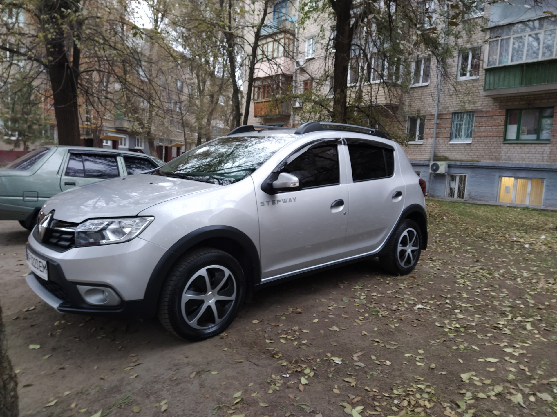 Зимняя резина и диски — Renault Sandero Stepway (2G), 1,5 л, 2020 года ...