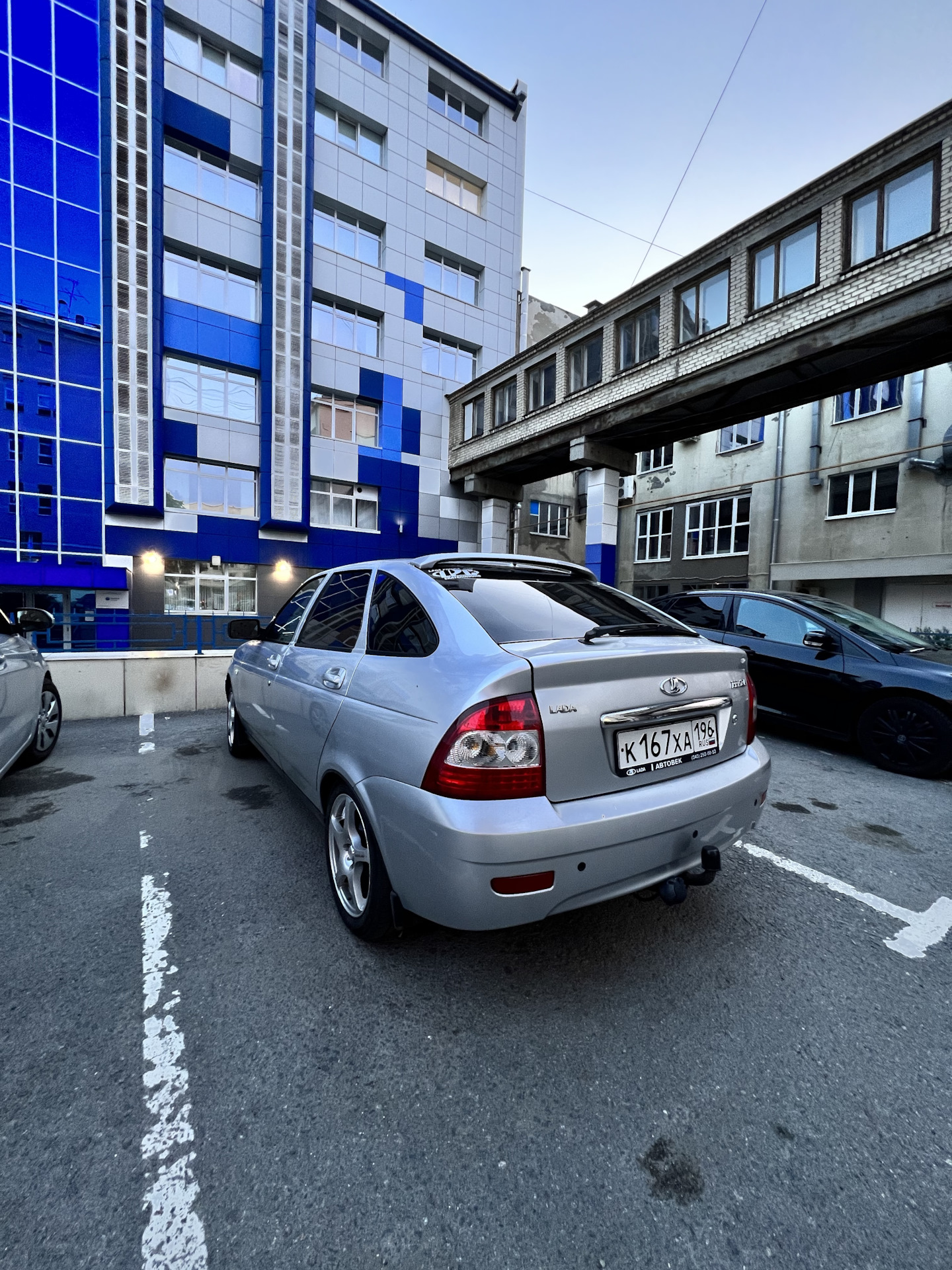 Фары приора 2 оригинал — Lada Приора хэтчбек, 1,6 л, 2011 года | тюнинг ...