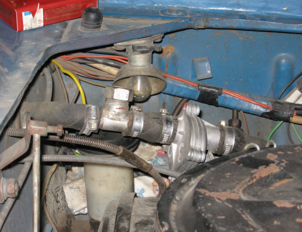 Как заменить охлаждающую жидкость на москвич 2140? — Москвич 2140, 1,5 ...