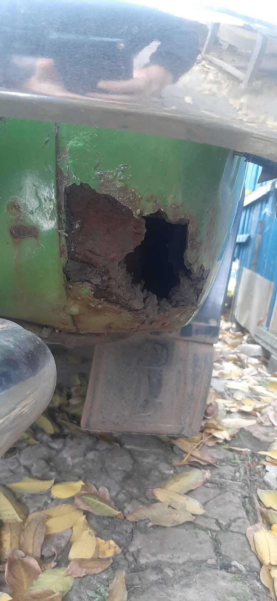 Ржавчина ест кузов — Lada 2102, 1,2 л, 1978 года | кузовной ремонт | DRIVE2