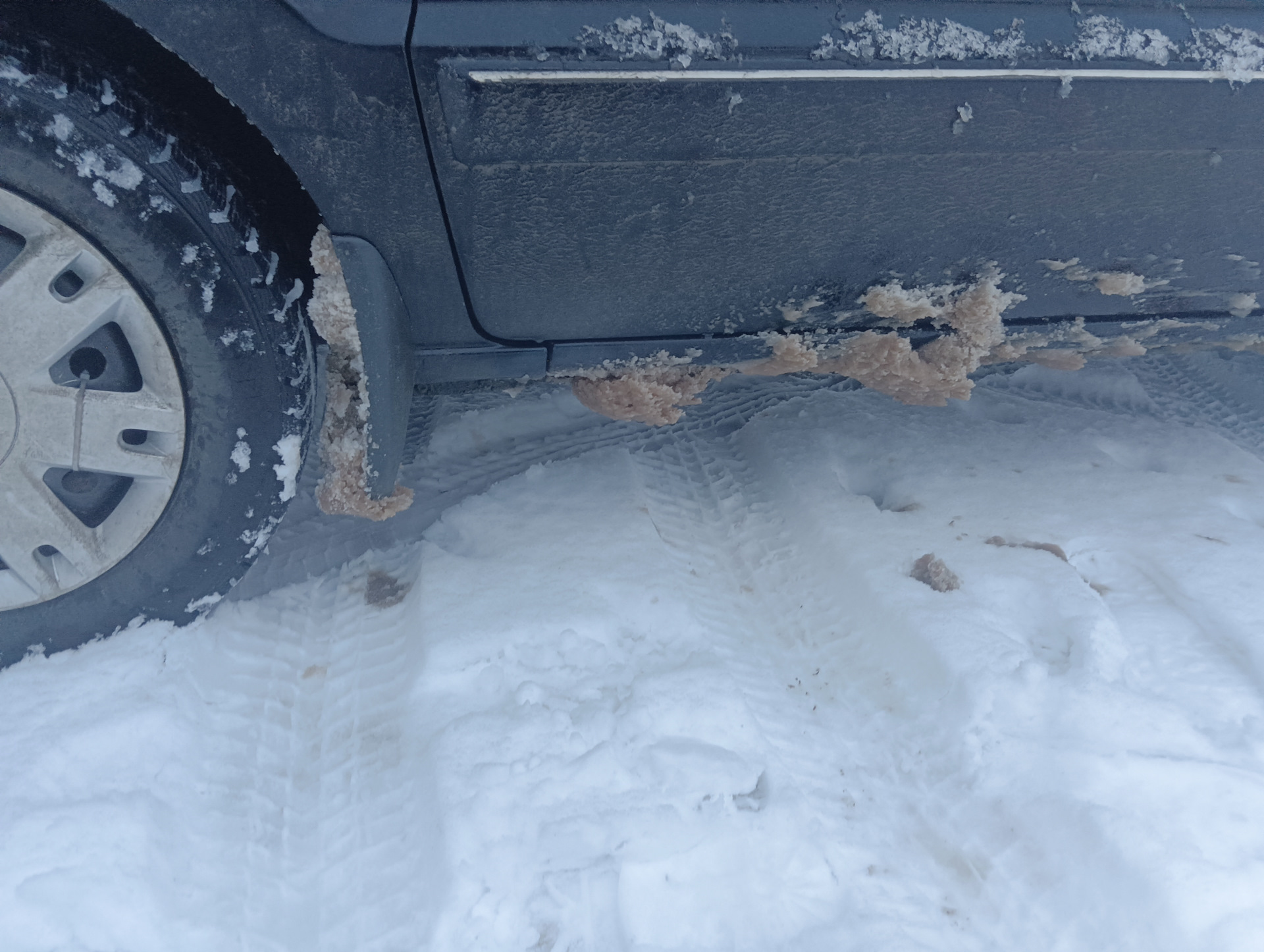 Установка передних брызговиков (под оригинал) — Ford Fusion, 1,4 л ...