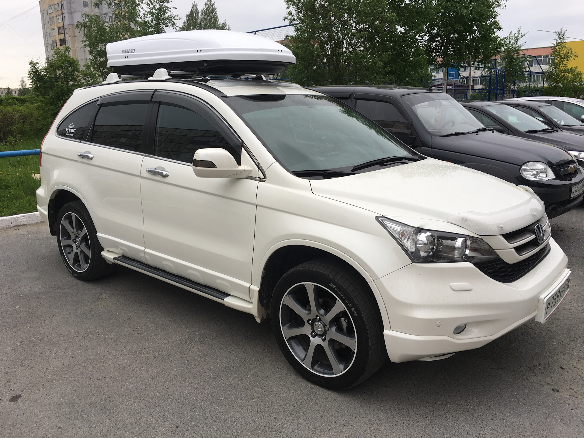 Белые ветровики, шелкография — Honda CR-V (RE), 2,4 л, 2008 года |  аксессуары | DRIVE2