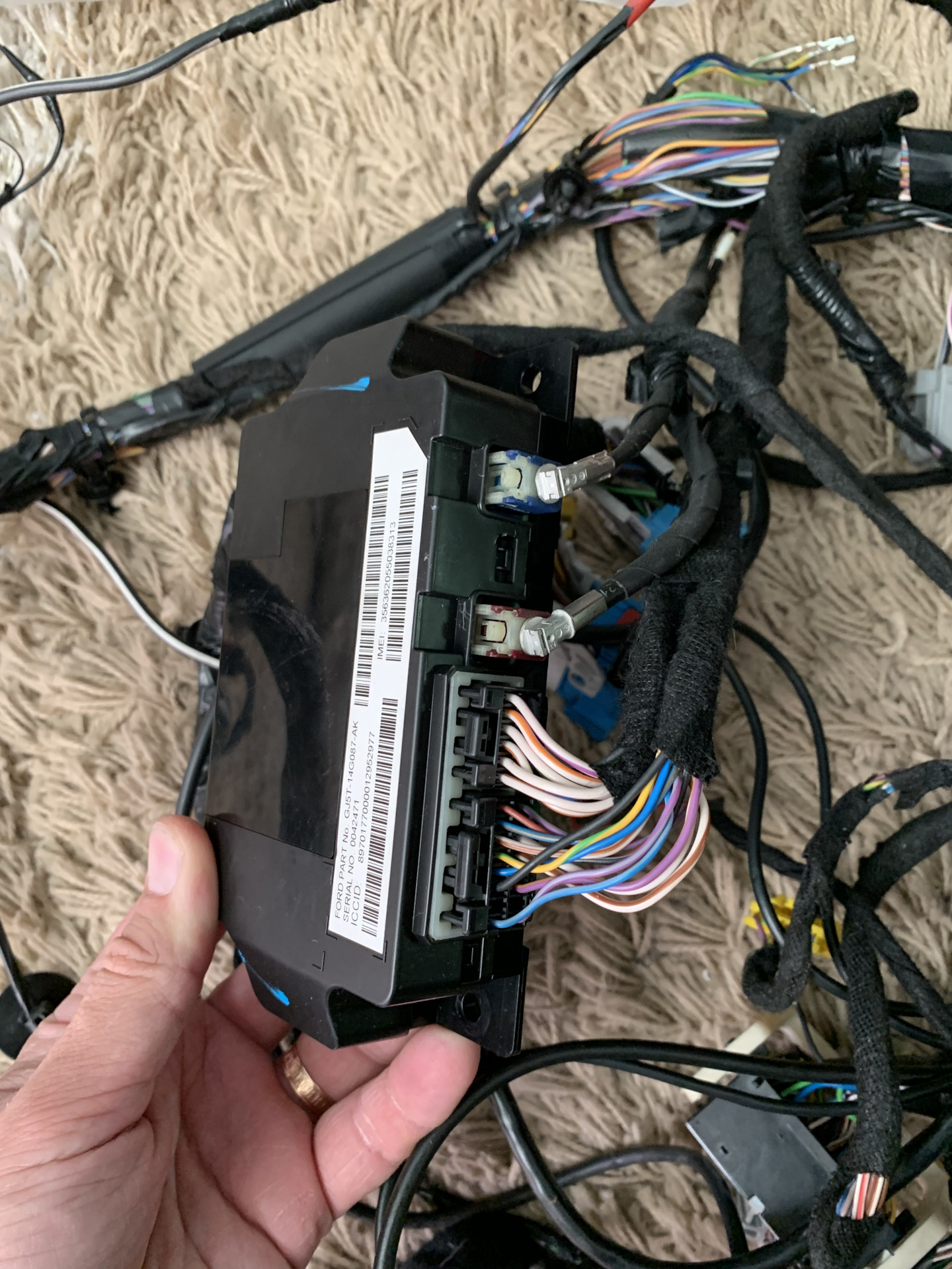 Эра Глонасс — Ford Focus III Wagon, 1,6 л, 2017 года | аксессуары | DRIVE2