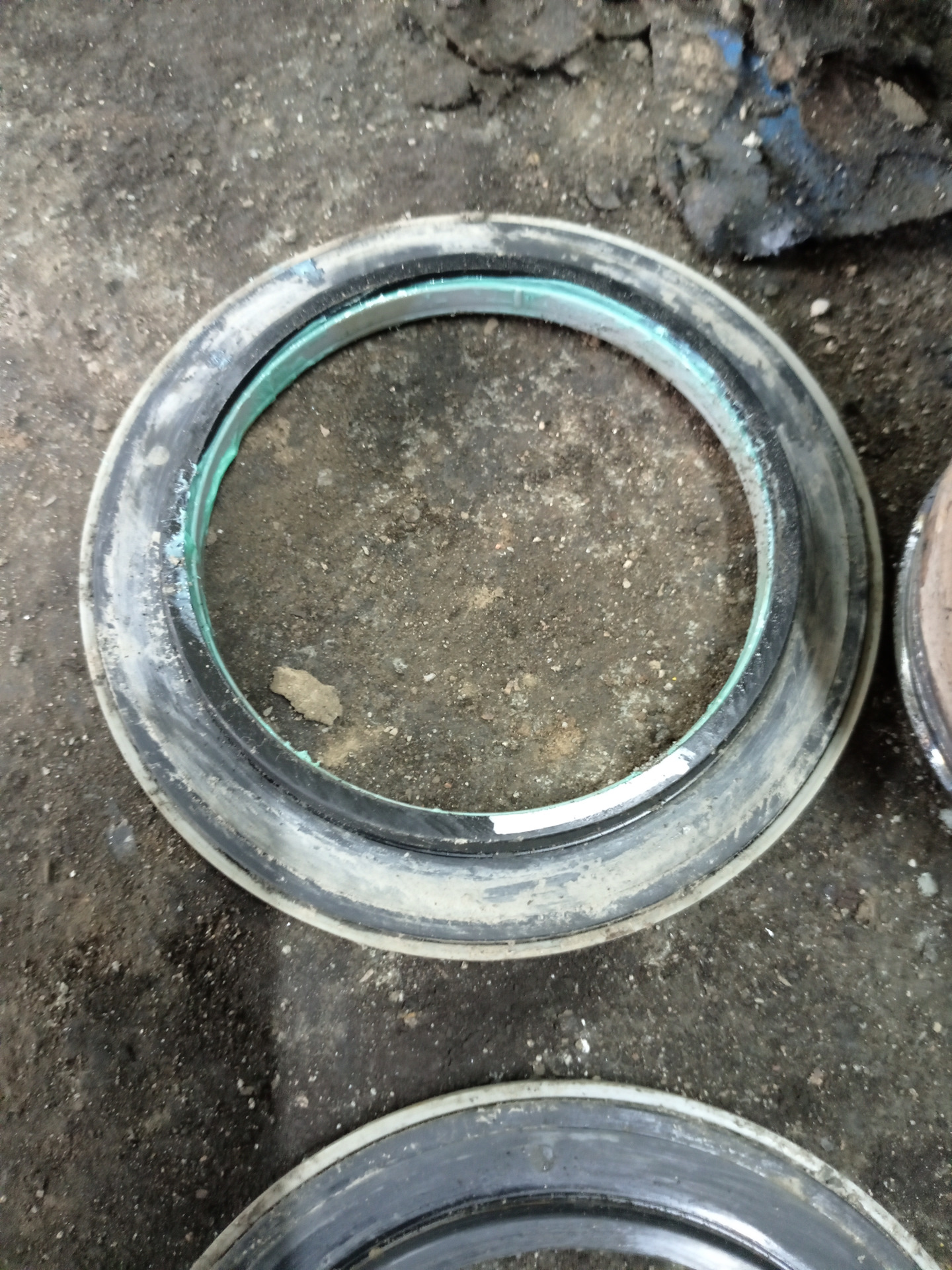 Восстановление опорного подшипника амортизаторной стойки или какого ...