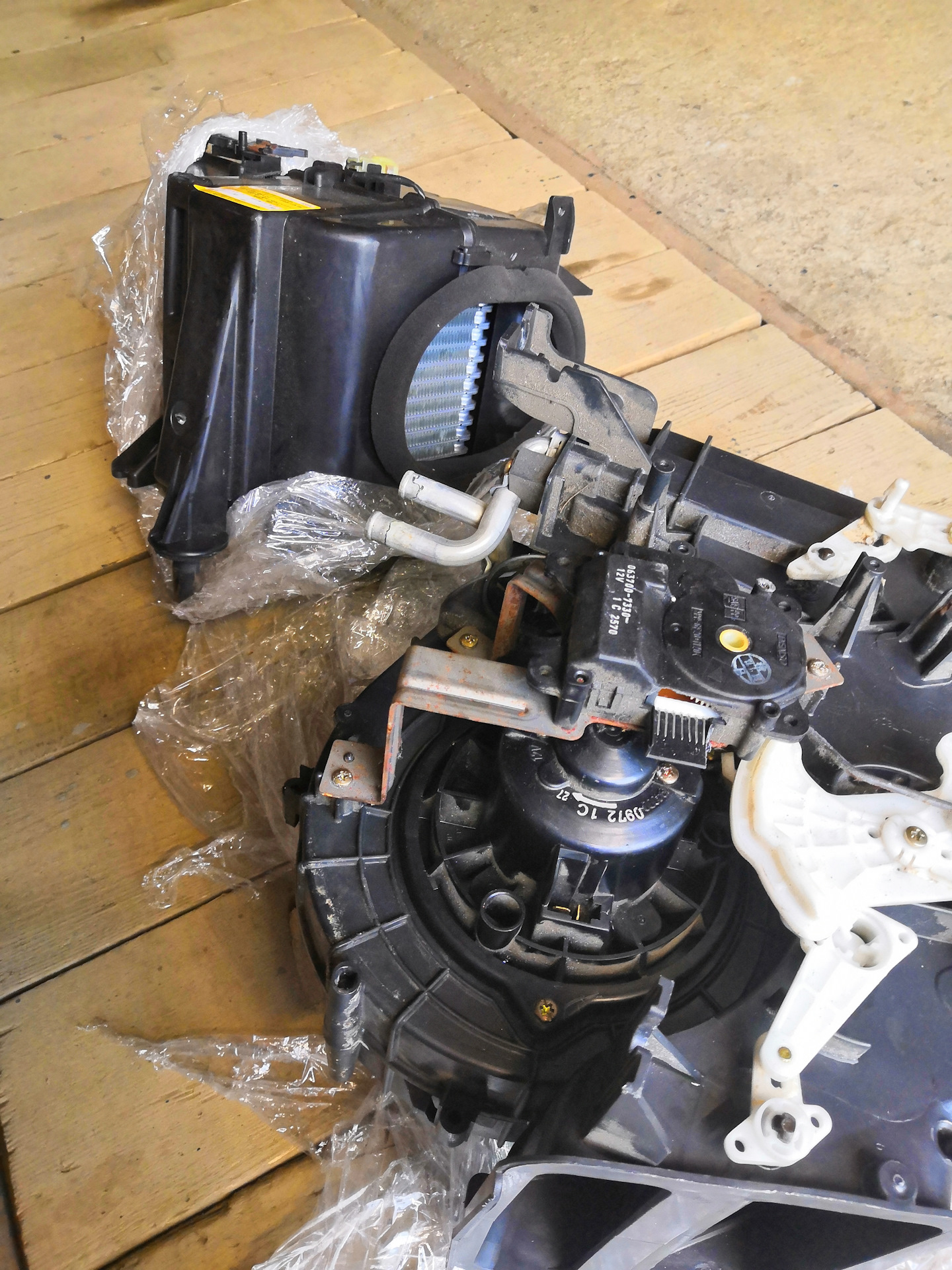 Печка не дует теплым((( — Suzuki Jimny, 1,5 л, 2002 года | поломка | DRIVE2