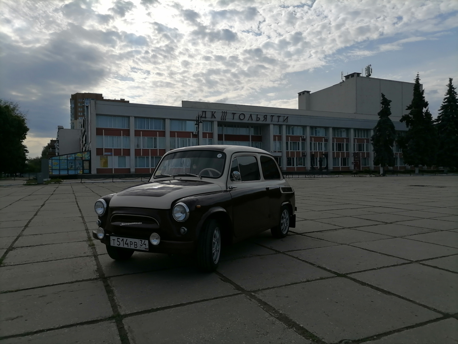 Ретро выставка автомобилей Чебоксары 2023 — Mazda 3 (1G) BK, 1,6 л, 2007  года | соревнования | DRIVE2