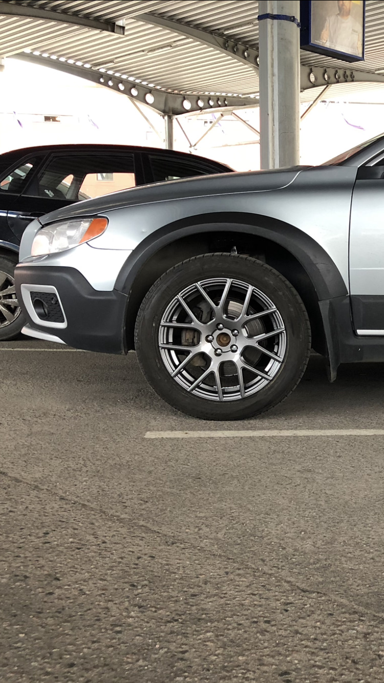 СКАД (SKAD) R16 Кельн черный бархат — Volvo XC70 III, 2,4 л, 2012 года ...